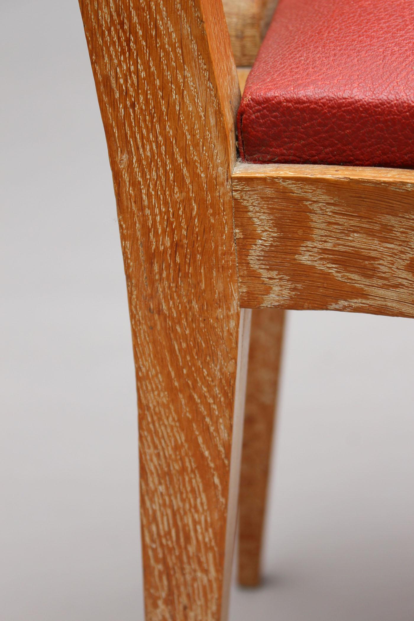 Satz von 6 französischen Art-Déco-Esszimmerstühlen aus Limonenholz im Angebot 9