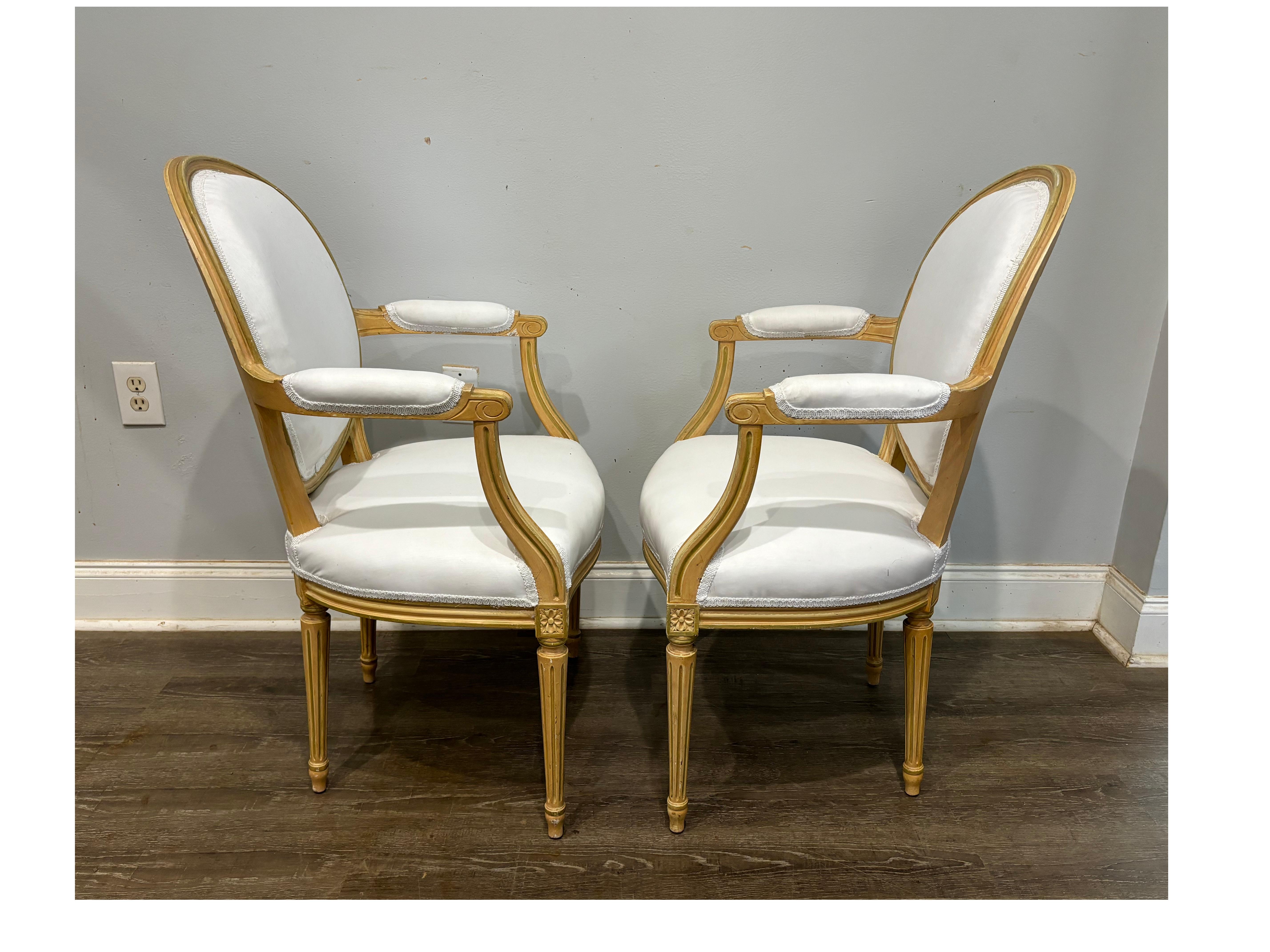Set of 6 French Chairs & 2 Armchairs For Sale 7