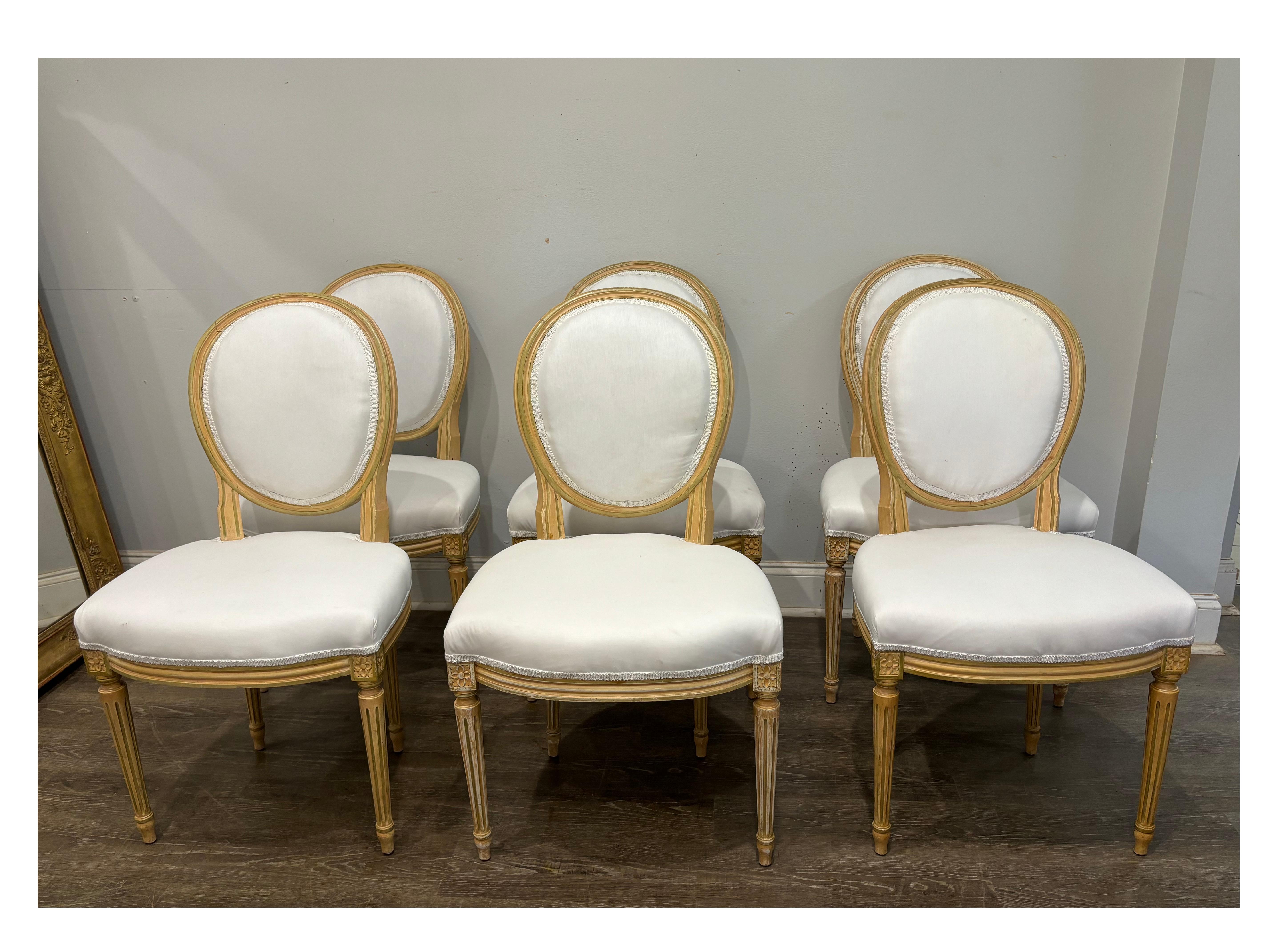 Set of 6 French Chairs & 2 Armchairs In Good Condition For Sale In Stockbridge, GA