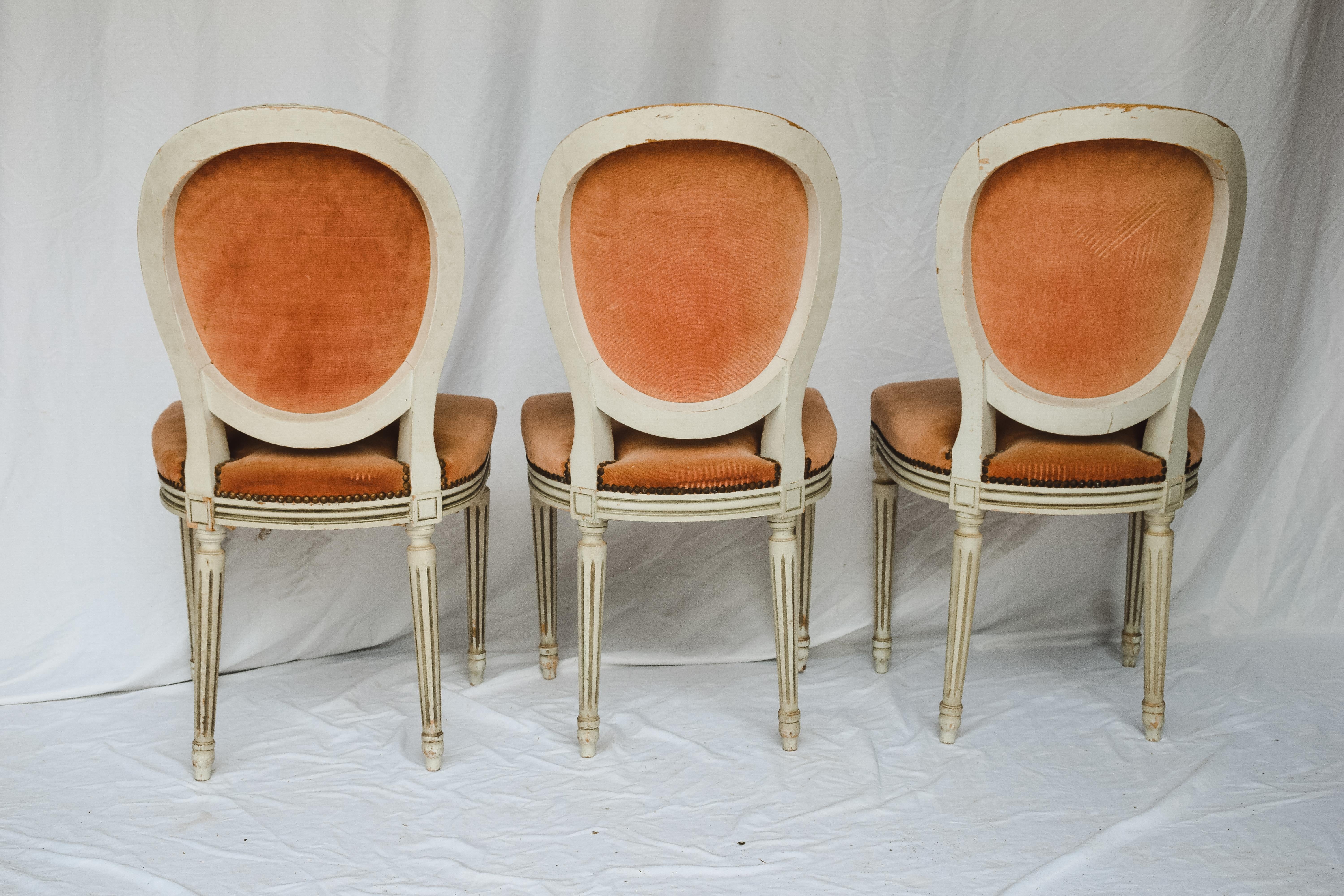 19th Century Set of 6 French Chairs For Sale