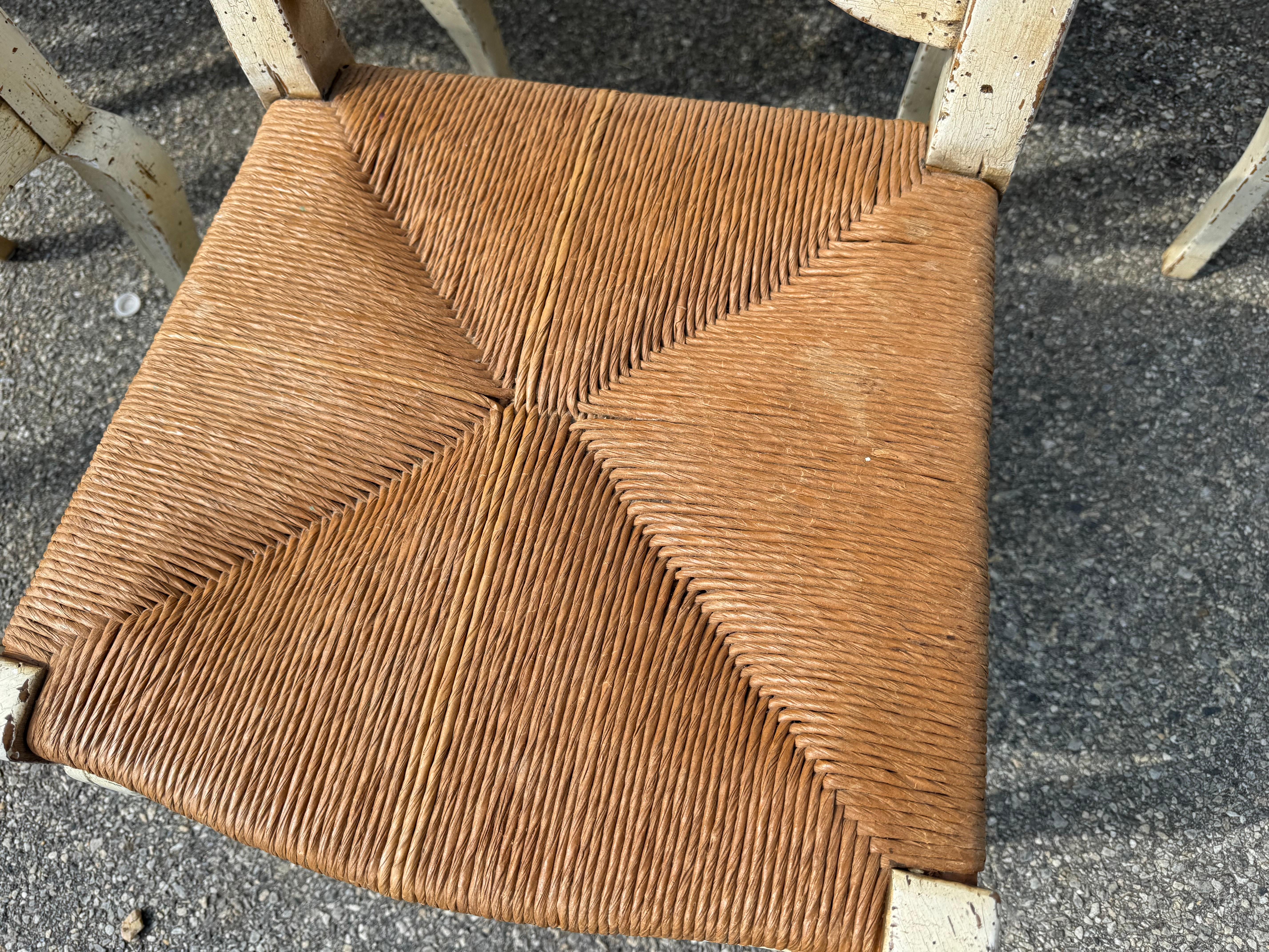 Ensemble de 6 chaises de salle à manger à dossier échelonné Antique French Country en vente 3