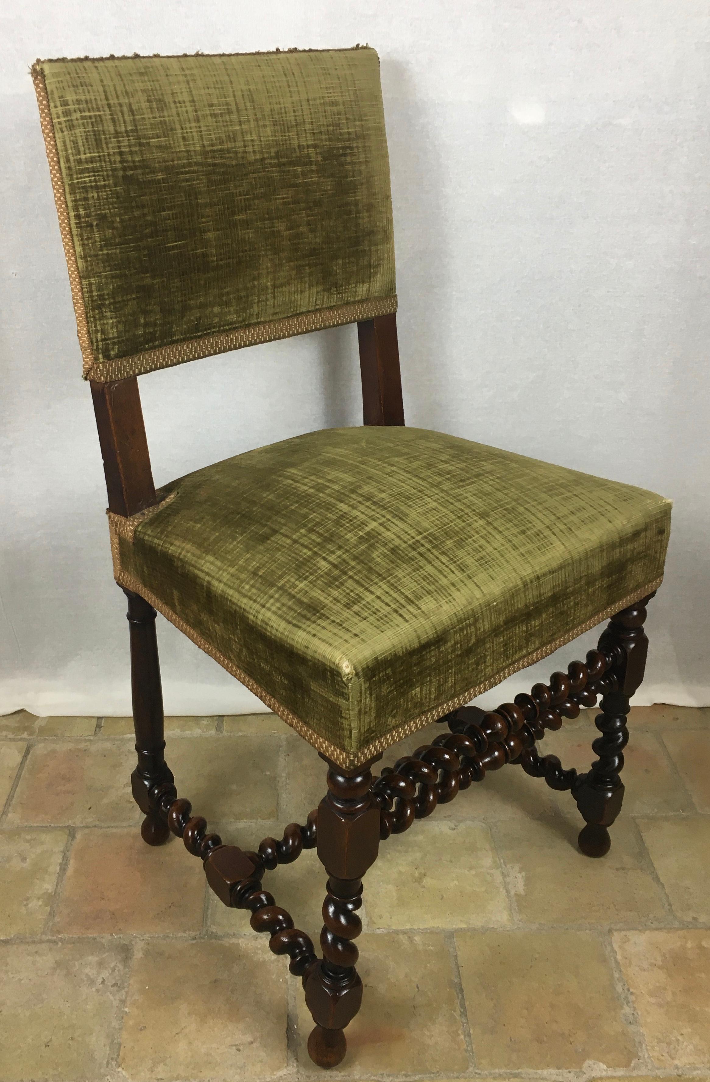 Set of 6 French Louis XIII Style Dining Chairs 5