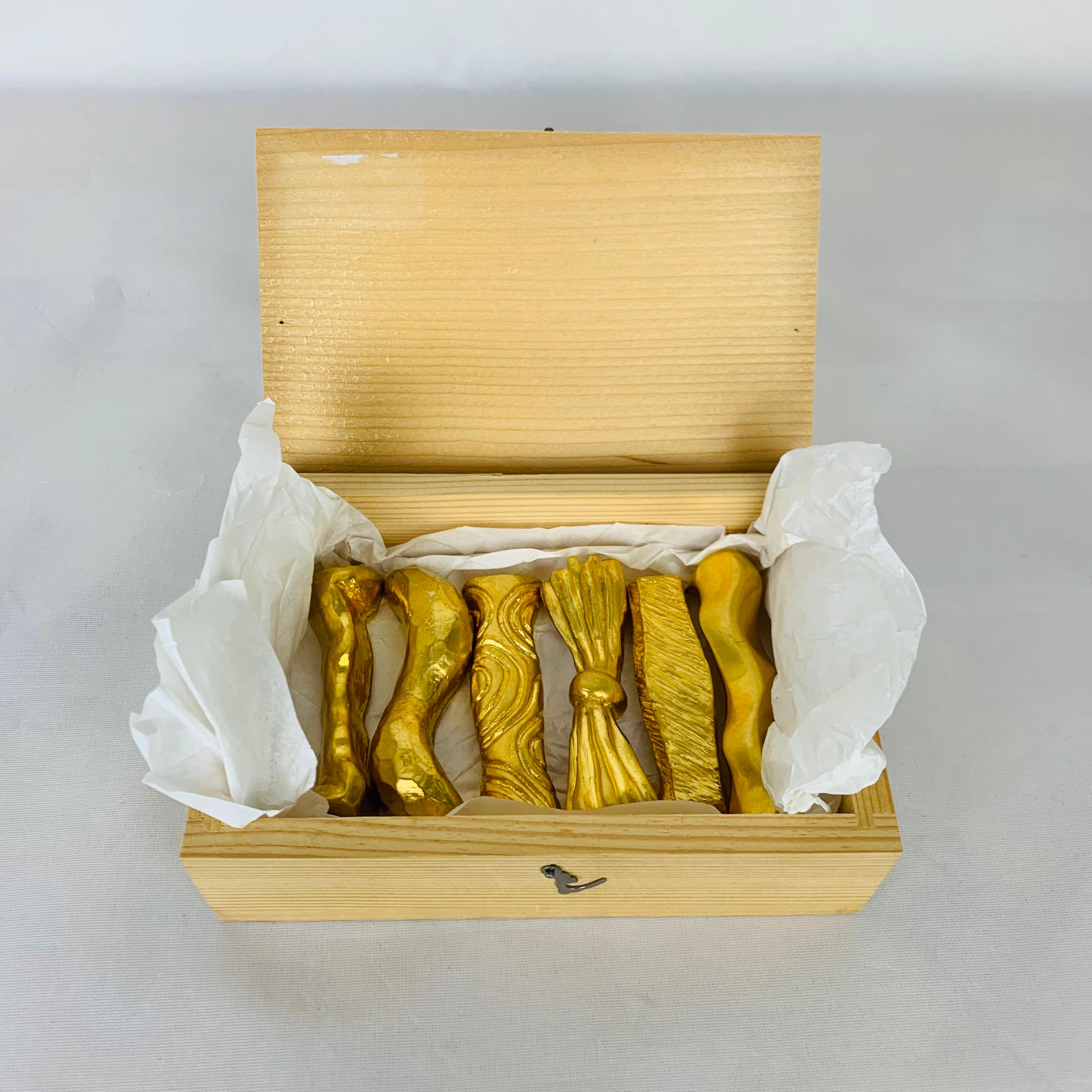 6 Messerablagen aus französischer Goldbronze von Daniel Podva, Série Rare Paris im Angebot 6