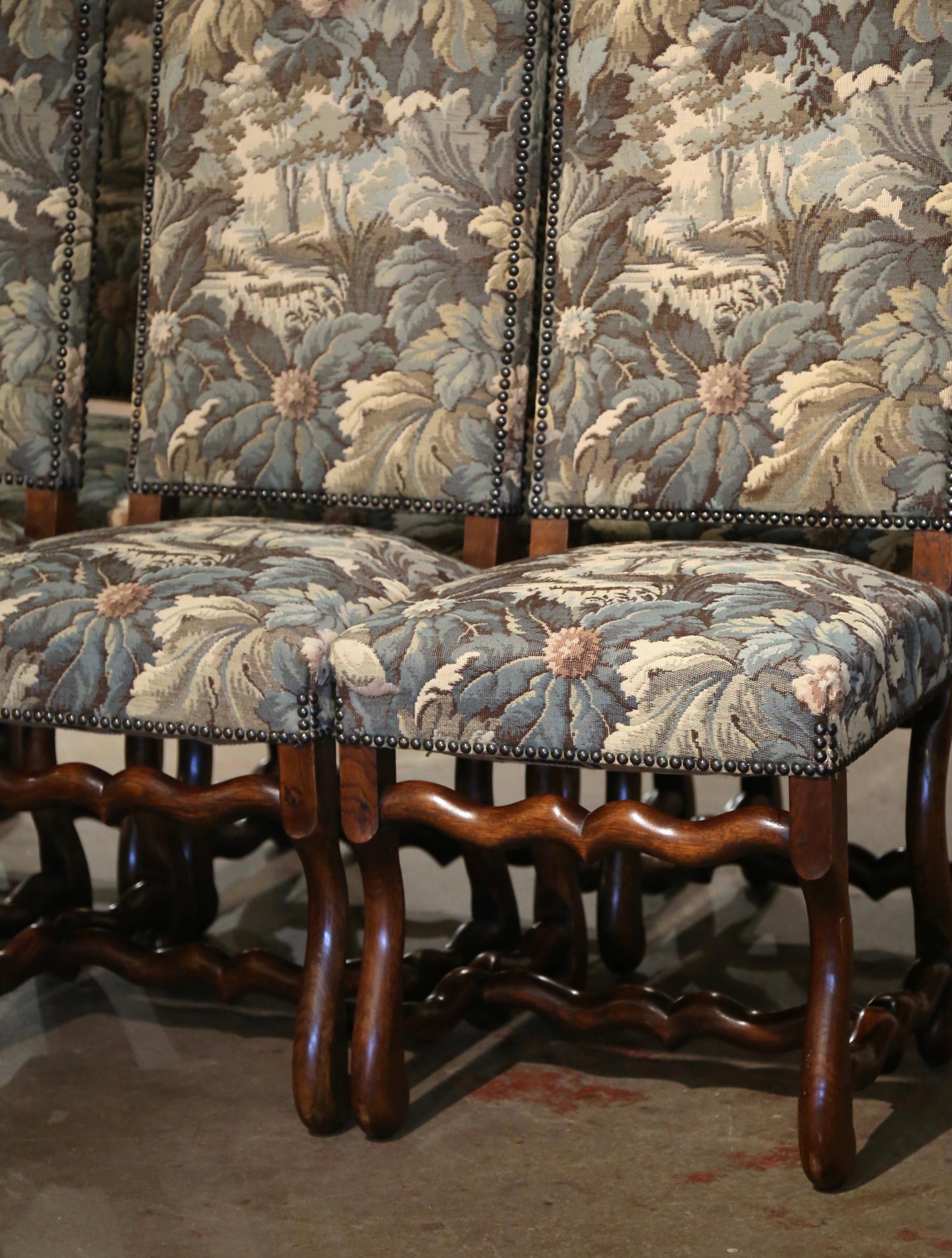 Sculpté à la main Ensemble de 6 chaises de salle à manger françaises Louis XIII sculptées en os de mouton avec tapisserie