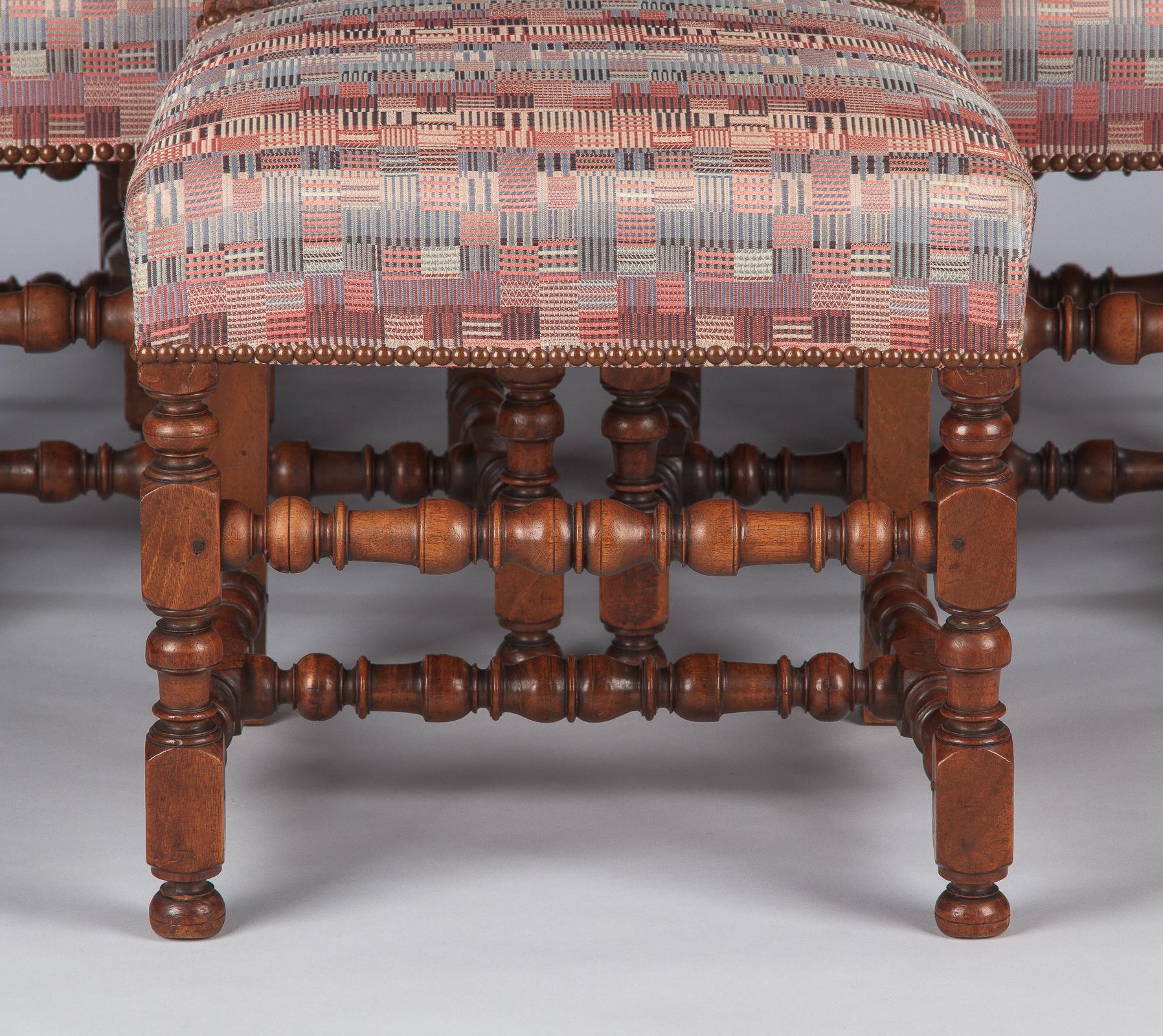 Set of 6 French Louis XIII Style Upholstered Walnut Chairs, 1920s (20. Jahrhundert)