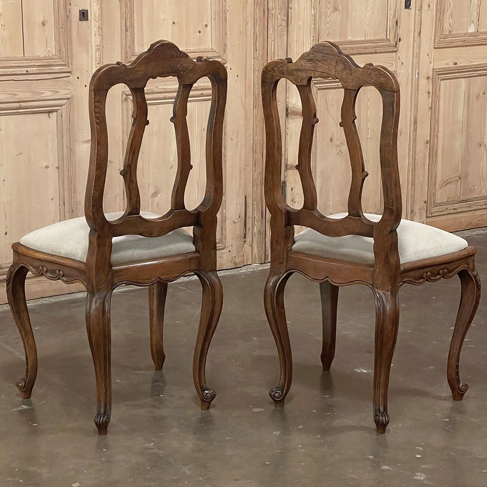 Ensemble de 6 chaises de salle à manger françaises Louis XV en mohair en vente 4