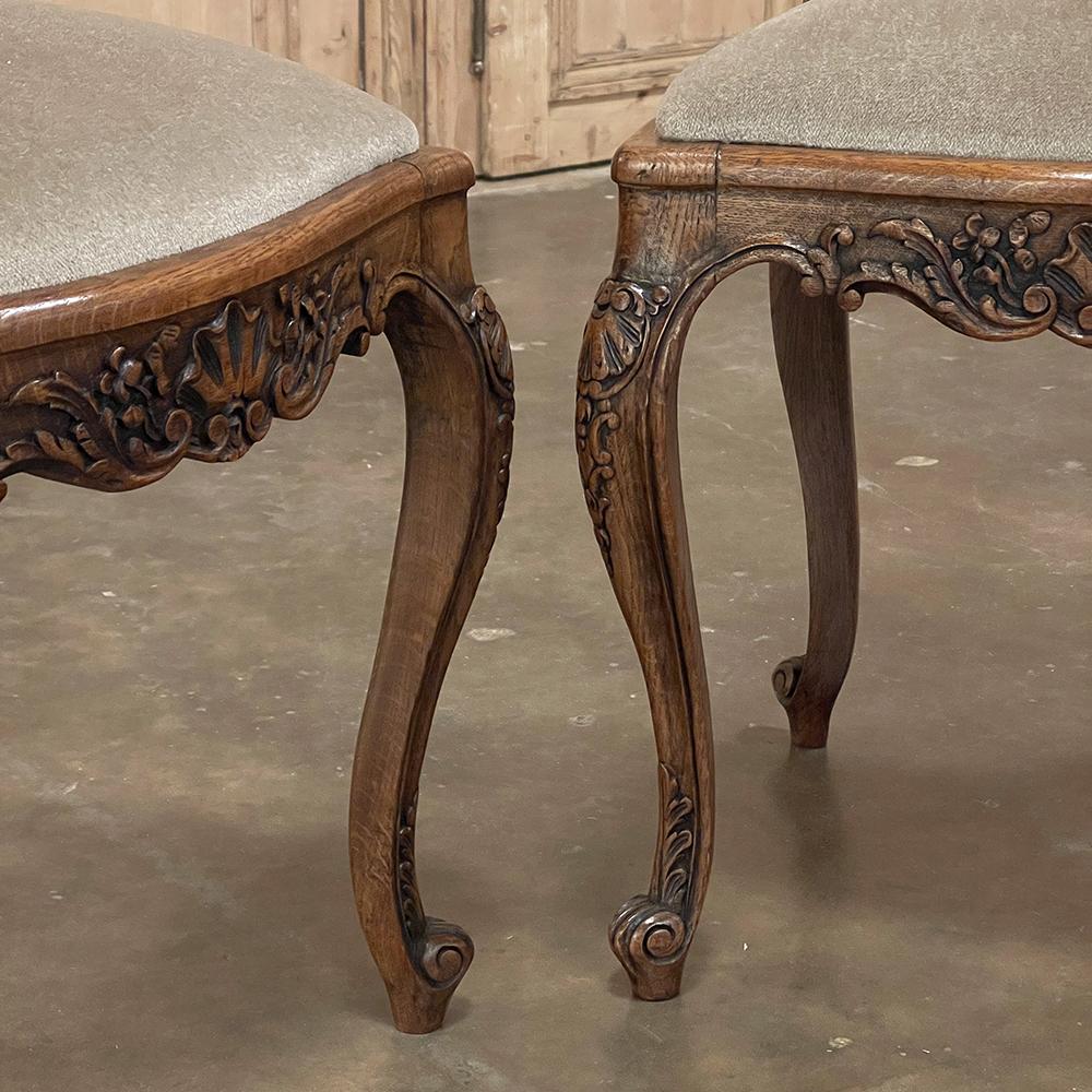 Ensemble de 6 chaises de salle à manger françaises Louis XV en mohair en vente 9