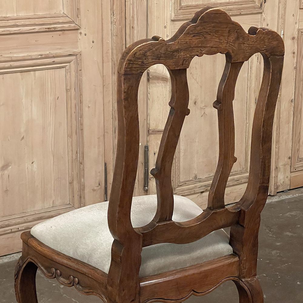 Ensemble de 6 chaises de salle à manger françaises Louis XV en mohair en vente 13