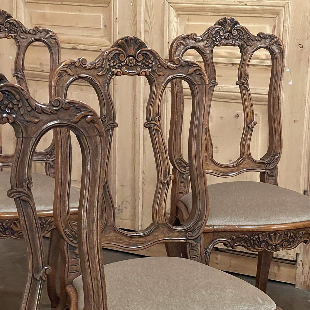 Mohair Ensemble de 6 chaises de salle à manger françaises Louis XV en mohair en vente