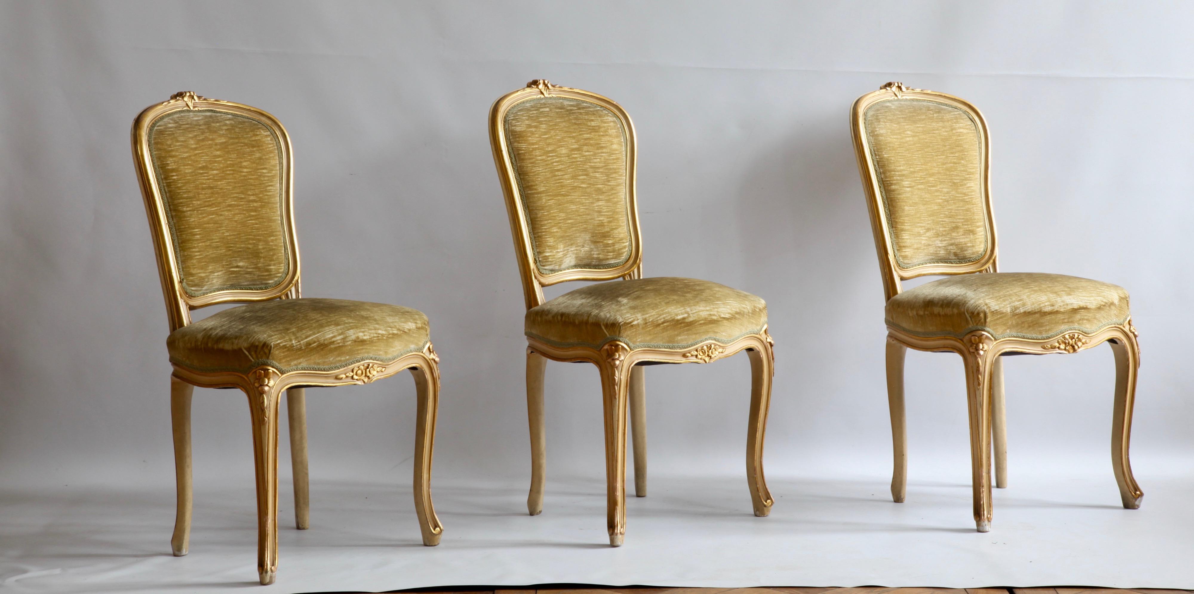 Set of 6 Matching Louis XV Style Chairs, with Gilded Highlights 2