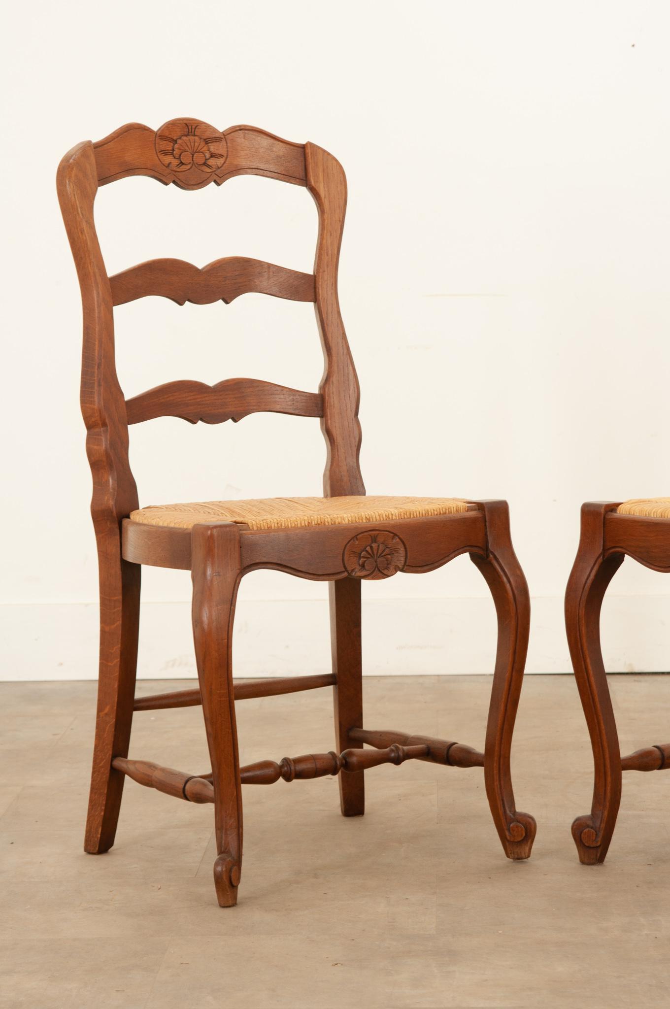 Set of 6 French Oak Rush Seat Dining Chairs 2