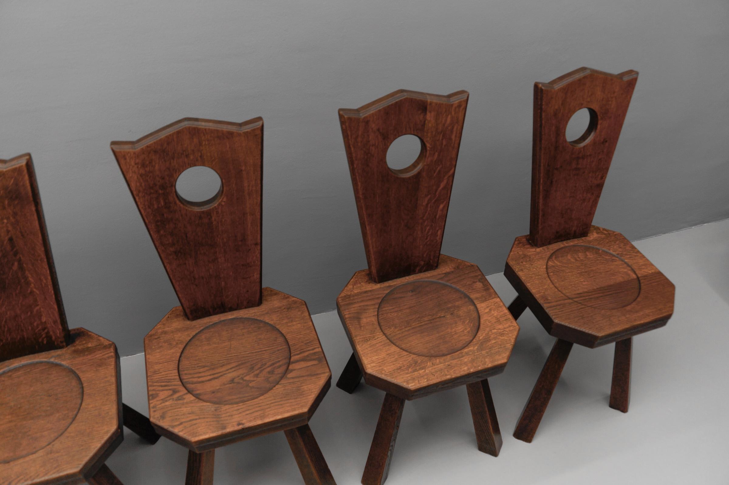 Set of 6 French Provincial Brutalist Rustic Oak Chairs, 1960s France For Sale 14