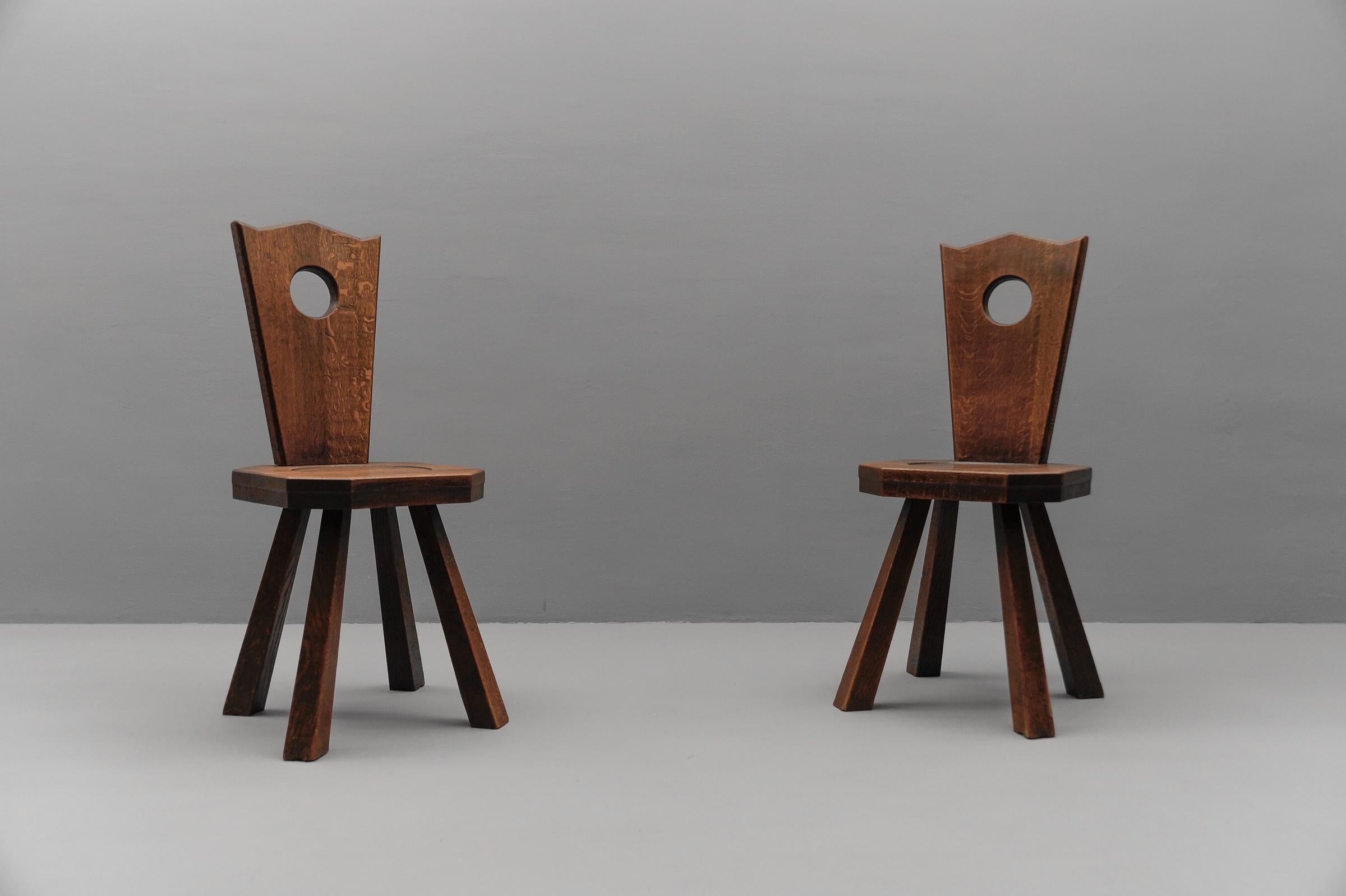 Mid-20th Century Set of 6 French Provincial Brutalist Rustic Oak Chairs, 1960s France For Sale