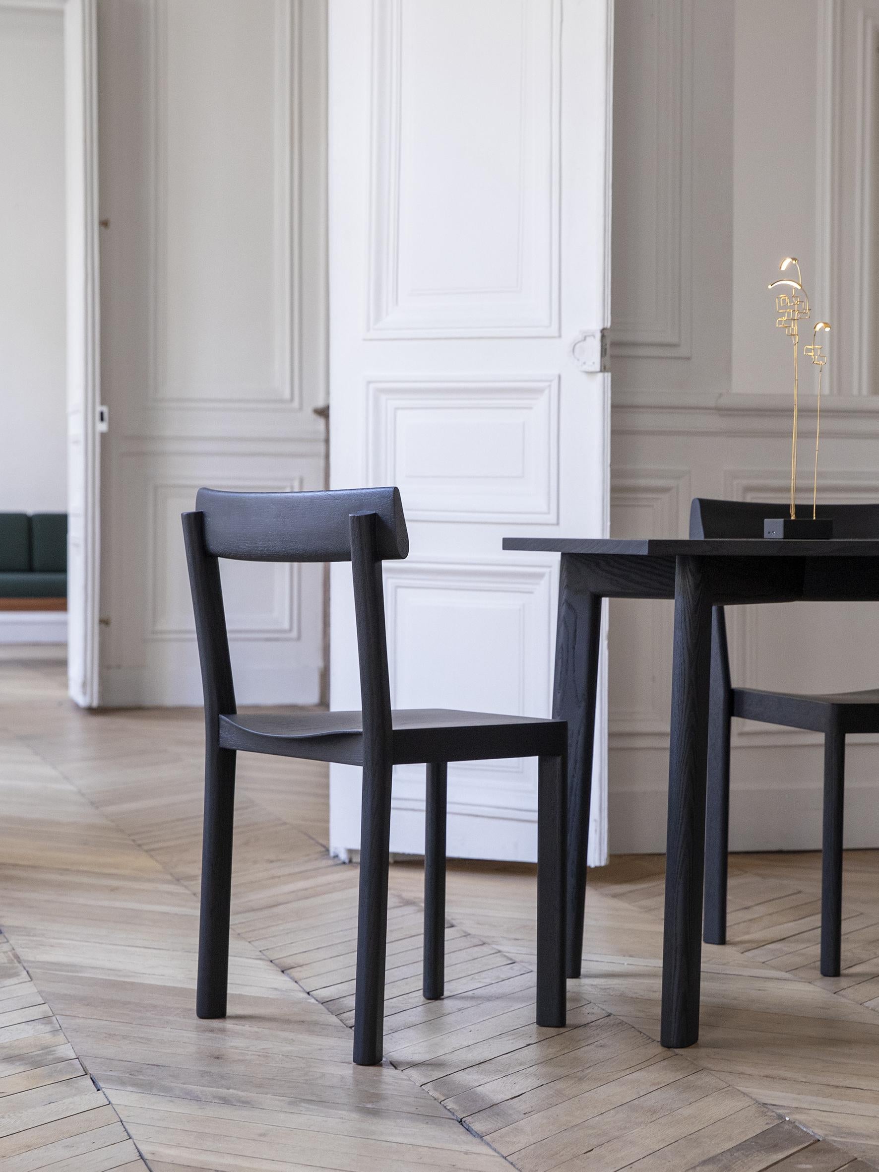 Chêne Lot de 6 chaises Galta en chêne noir par Kann Design en vente