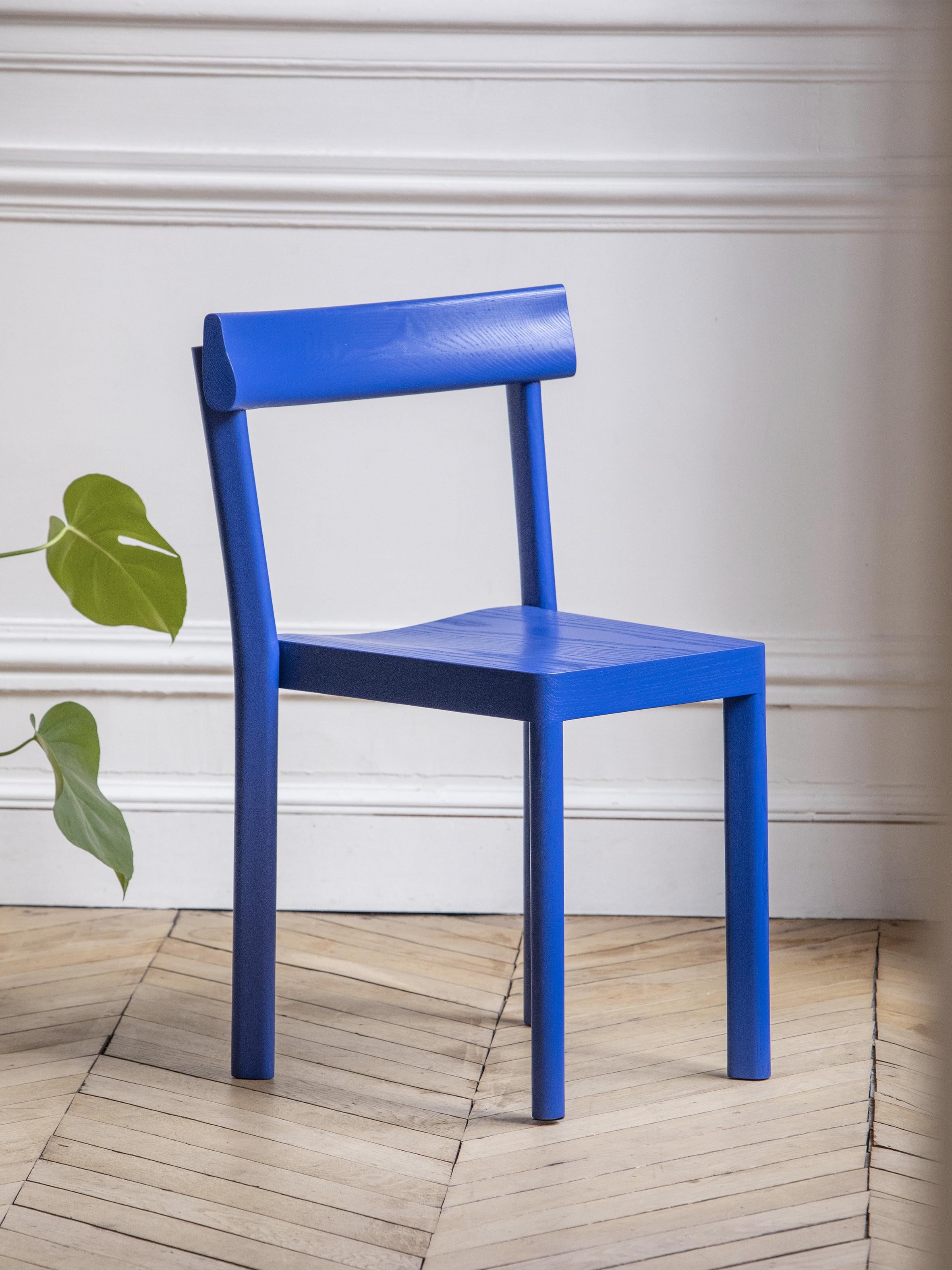 Satz von 6 Stühlen aus blauer Galta-Eiche von Kann Design im Zustand „Neu“ im Angebot in Geneve, CH