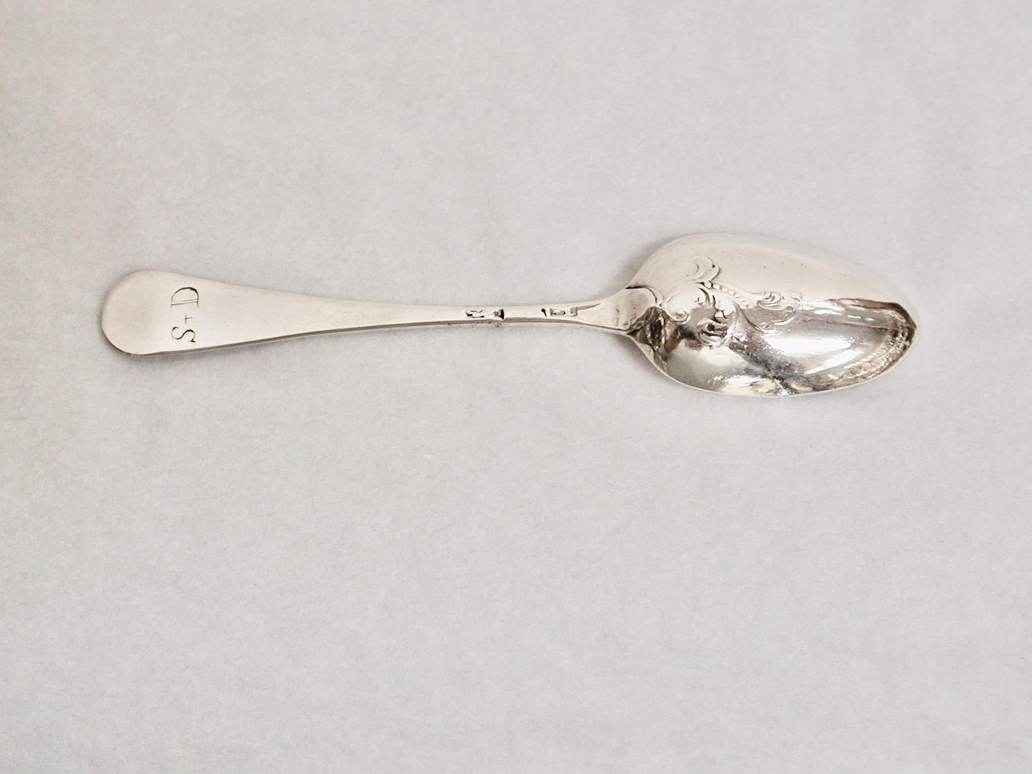 Inglese Set di 6 cucchiaini d'argento George 111 Scroll Back datati circa 1760 George James Tookey in vendita