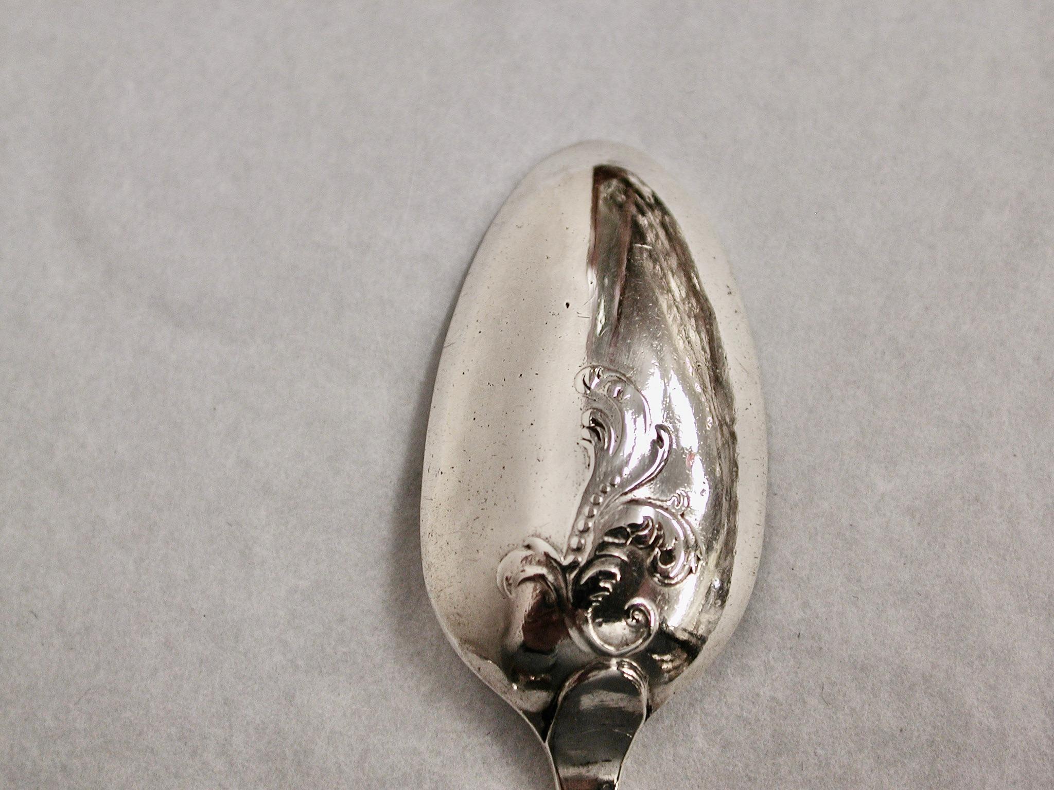Argento 925 Set di 6 cucchiaini d'argento George 111 Scroll Back datati circa 1760 George James Tookey in vendita