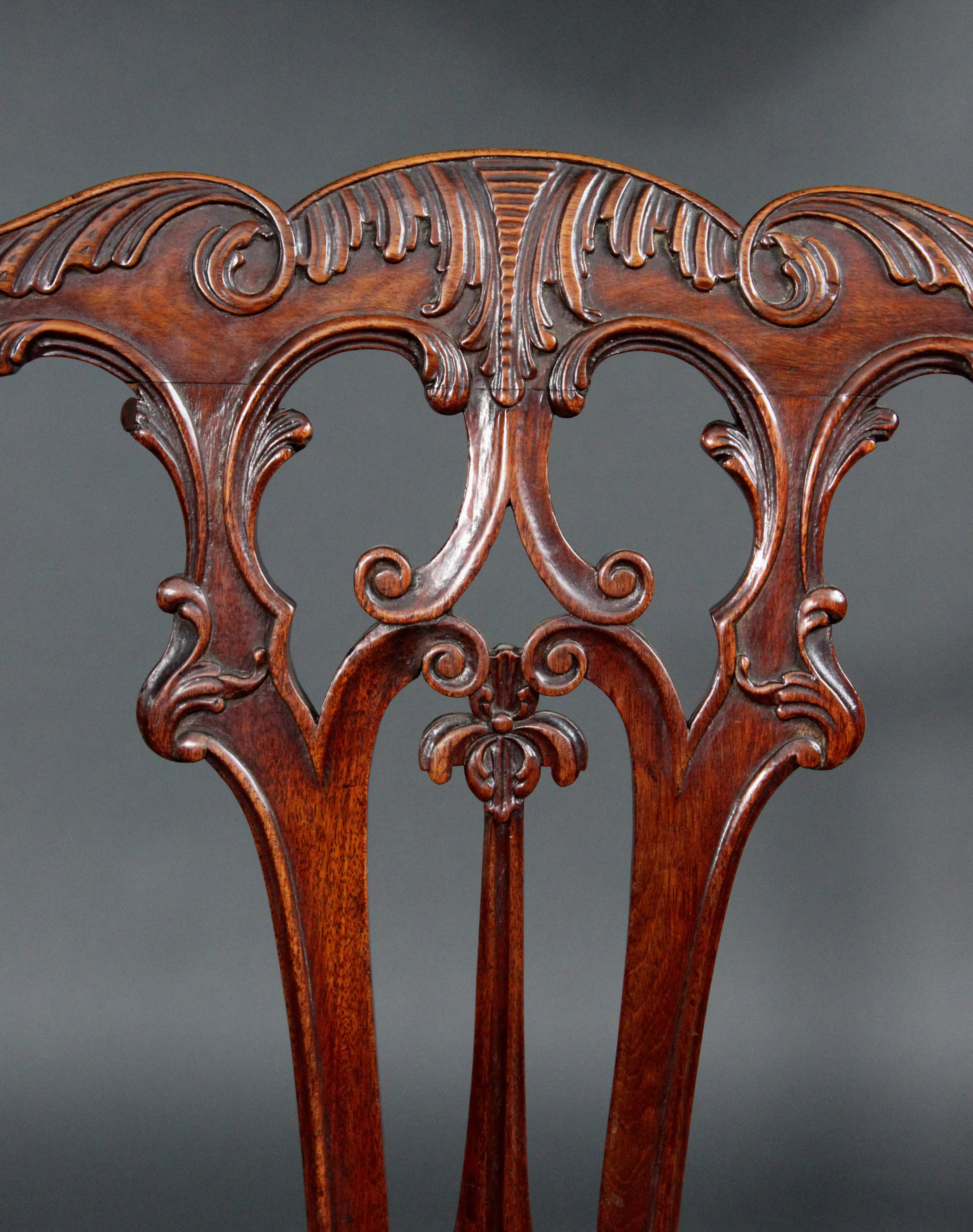 Mahogany Set of 6 George III Period Chairs after a Design by Thomas Chippendale