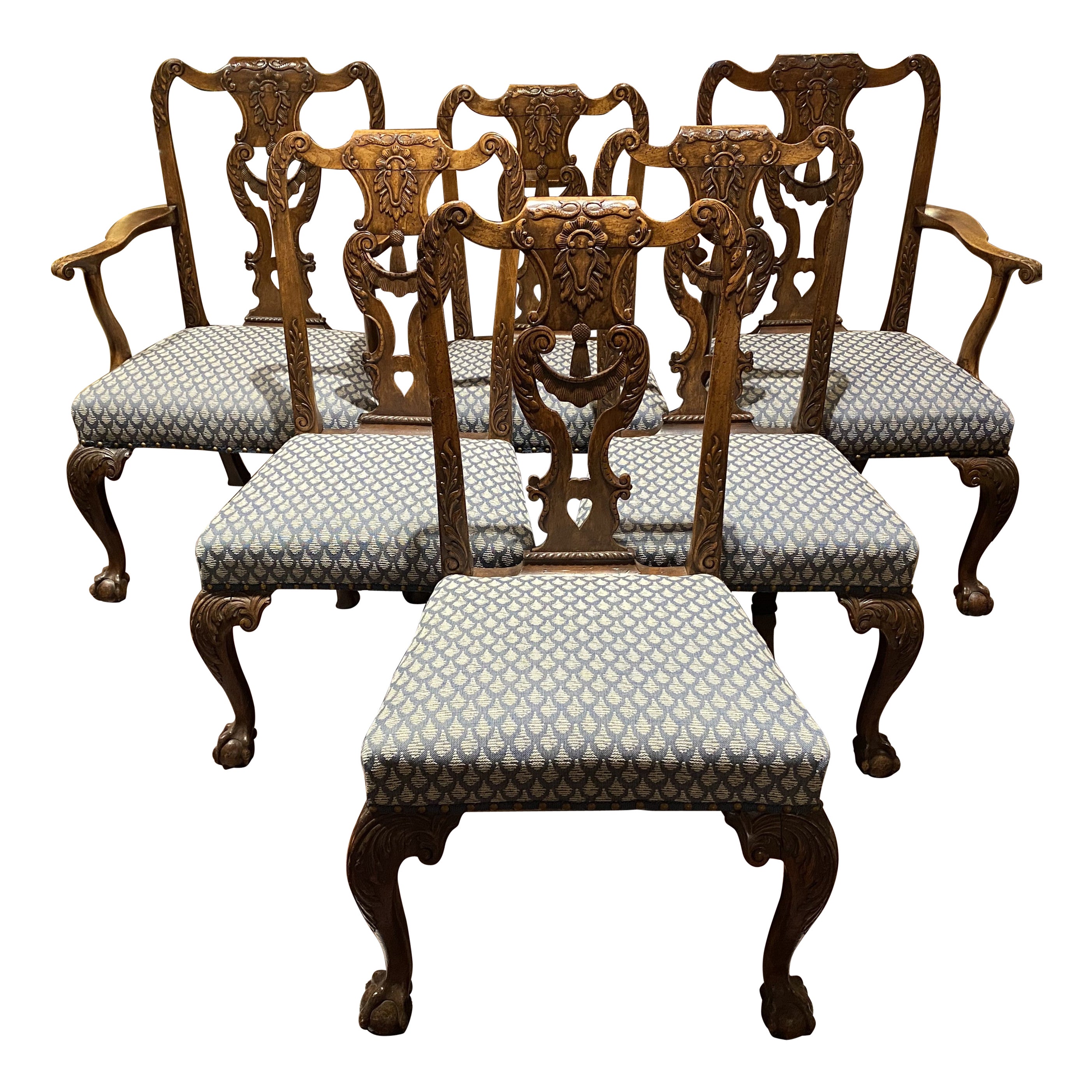 Set of 6 Georgian Chippendale Mahogany Dining Chairs with Spectacular Carving im Angebot