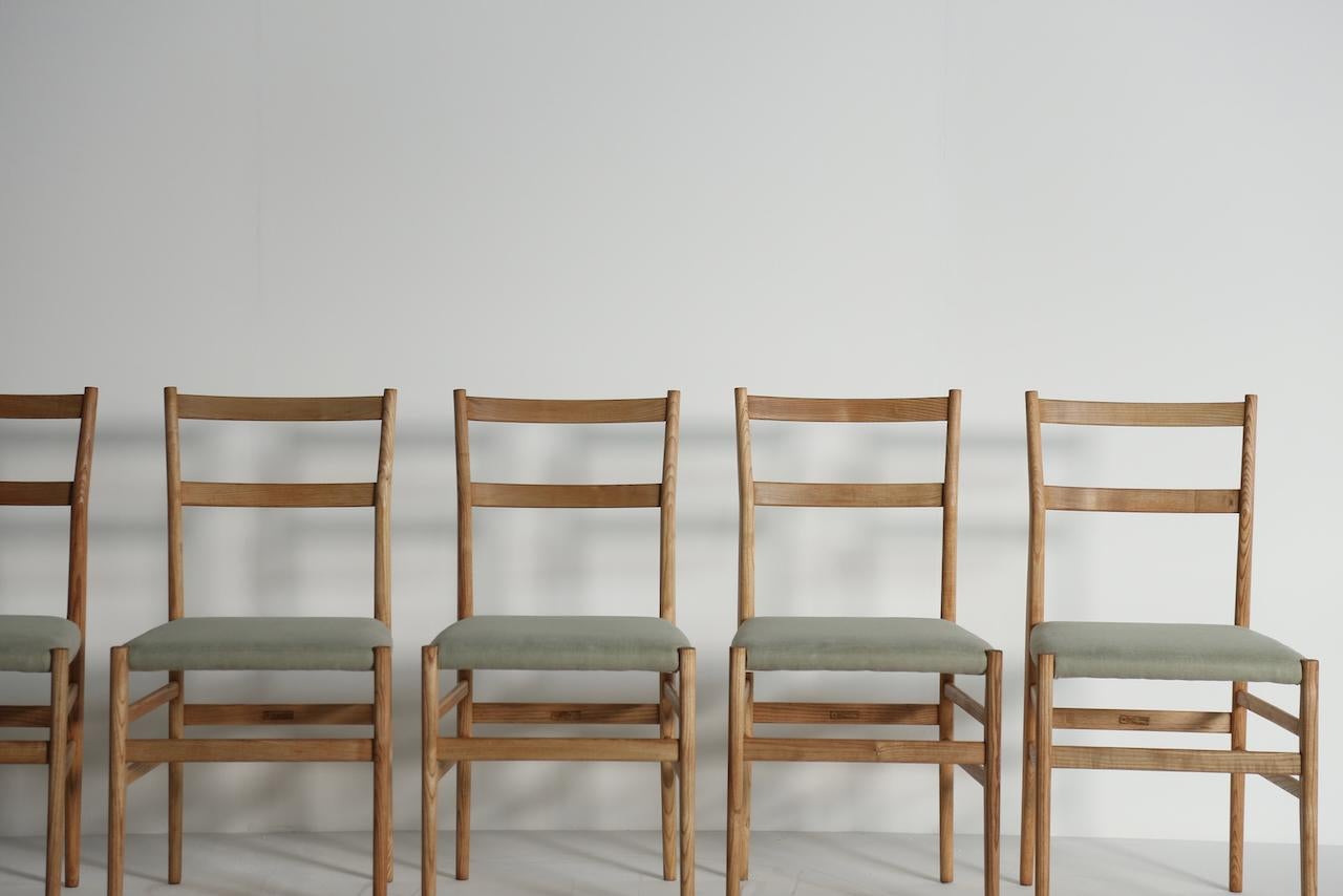 20th Century Set of 6 Gio Ponti Leggera Model 646 Dining Chairs for Cassina, Italy, 1950s For Sale