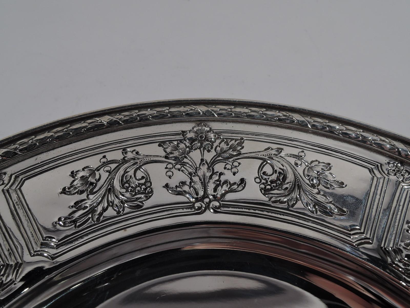 Set of 6 Gorham Maintenon Sterling Silver Bread and Butter Plates In Excellent Condition In New York, NY