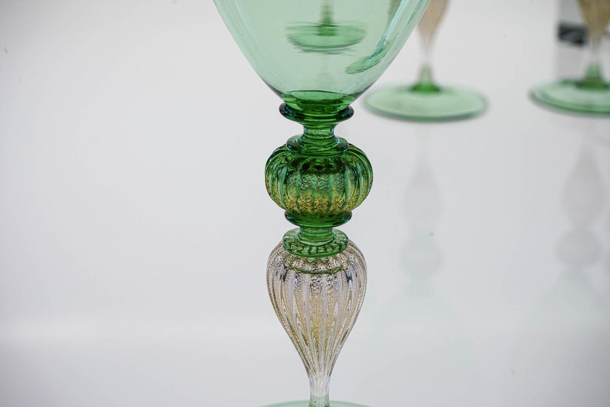 Set di 6 bicchieri da vino Greene & Greene. La Fenice. Foglia d'oro e gambo a coste. 7