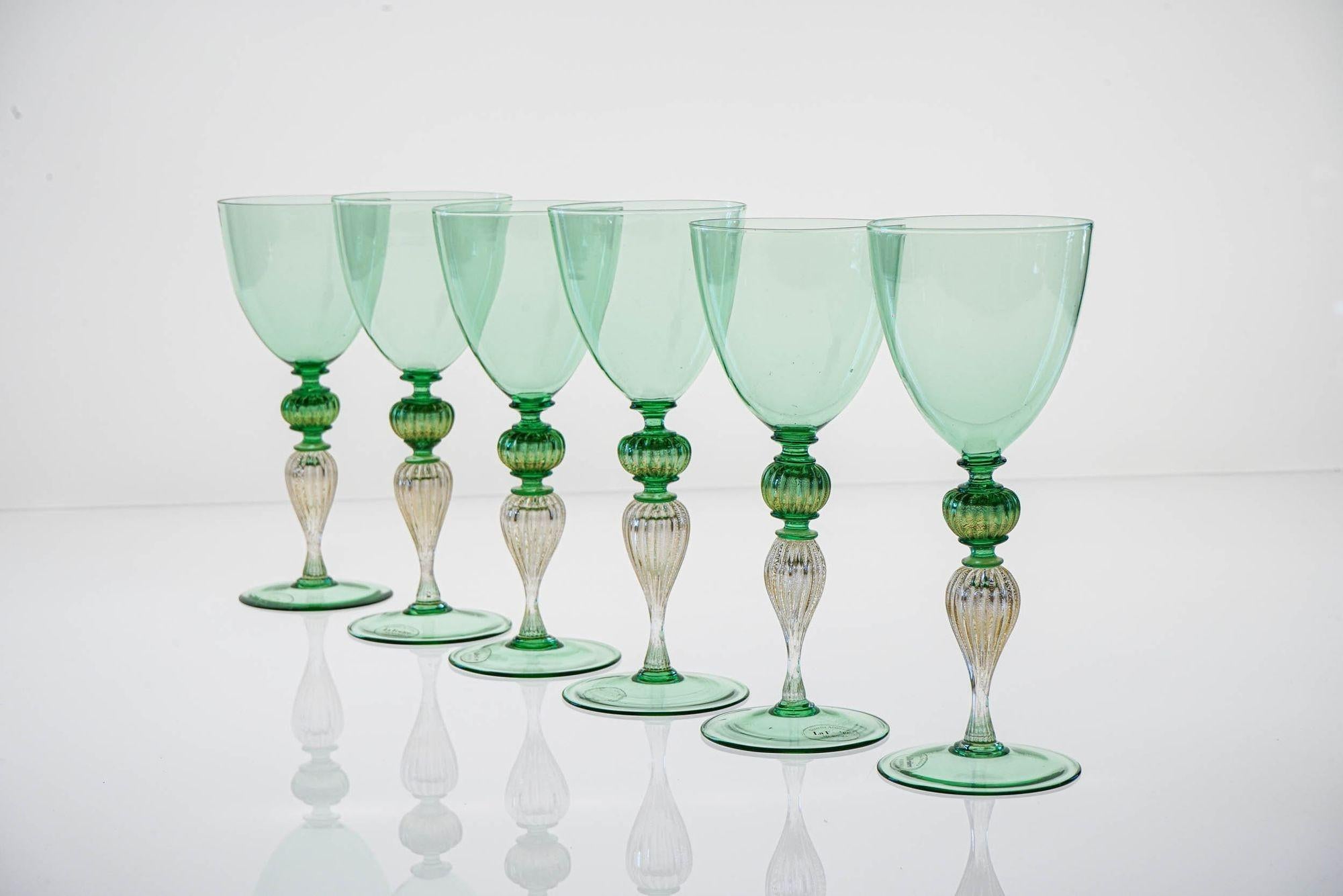 Set di 6 bicchieri da vino Greene & Greene. La Fenice. Foglia d'oro e gambo a coste. 1
