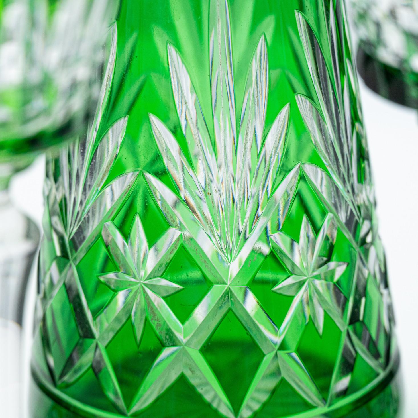 Art nouveau Ensemble de 6 verres de Baccarat en cristal vert superposé, 1 carat, Saint Louis en vente