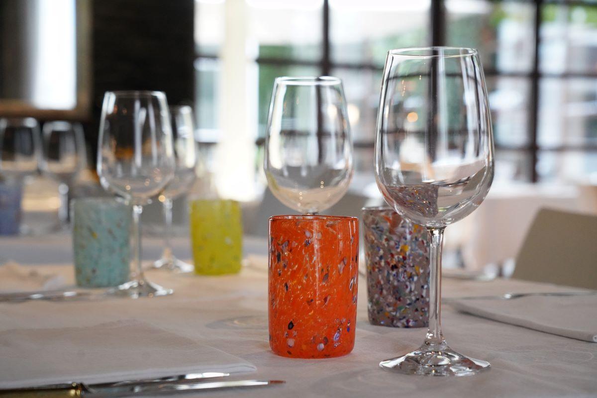 Minimaliste Ensemble de 6 verres à boire Goto de Murano verts faits à la main en vente