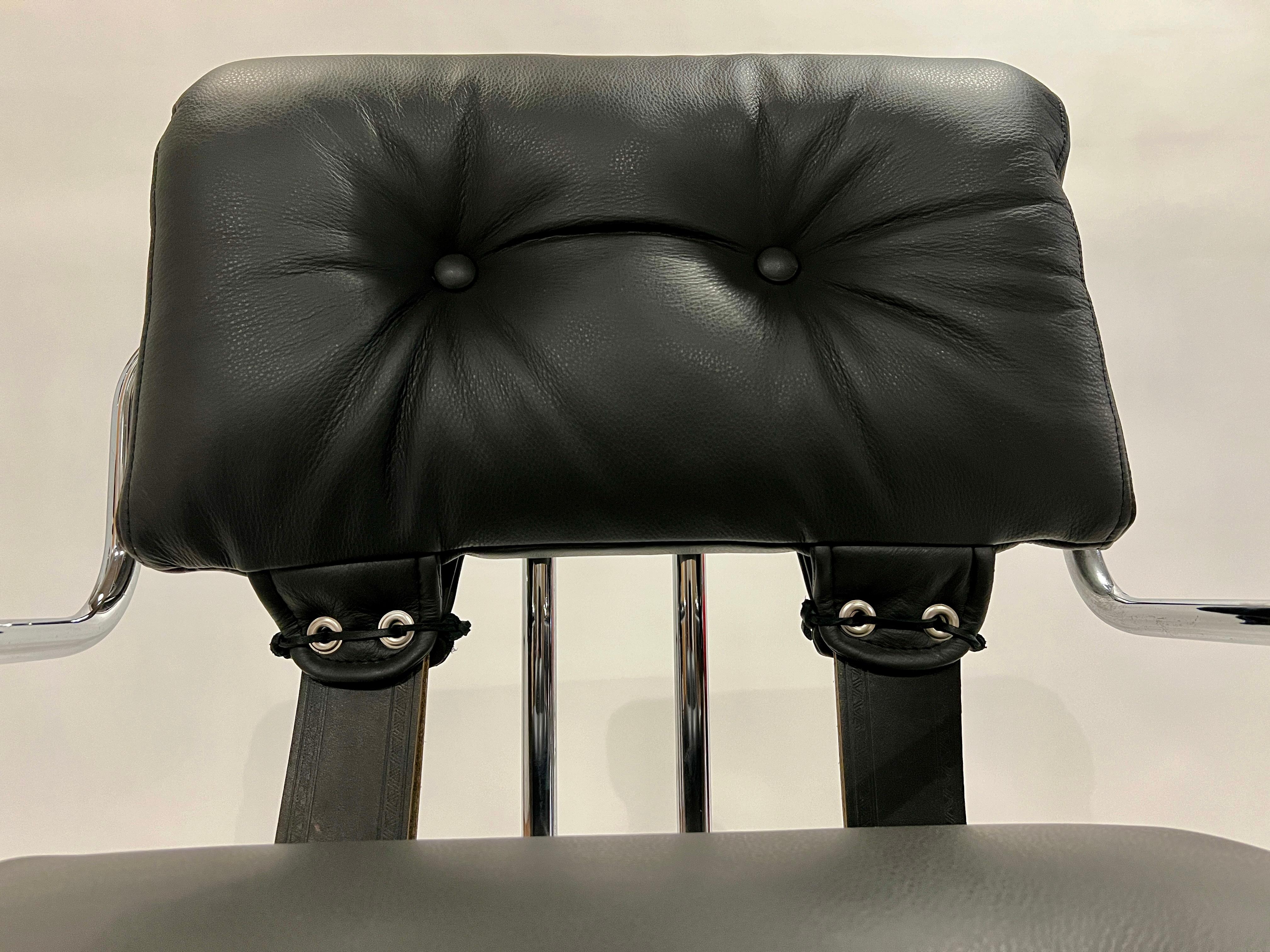 Ensemble de 6 fauteuils Tucroma de Guido Faleschini pour i4 Mariani en cuir carbone en vente 4