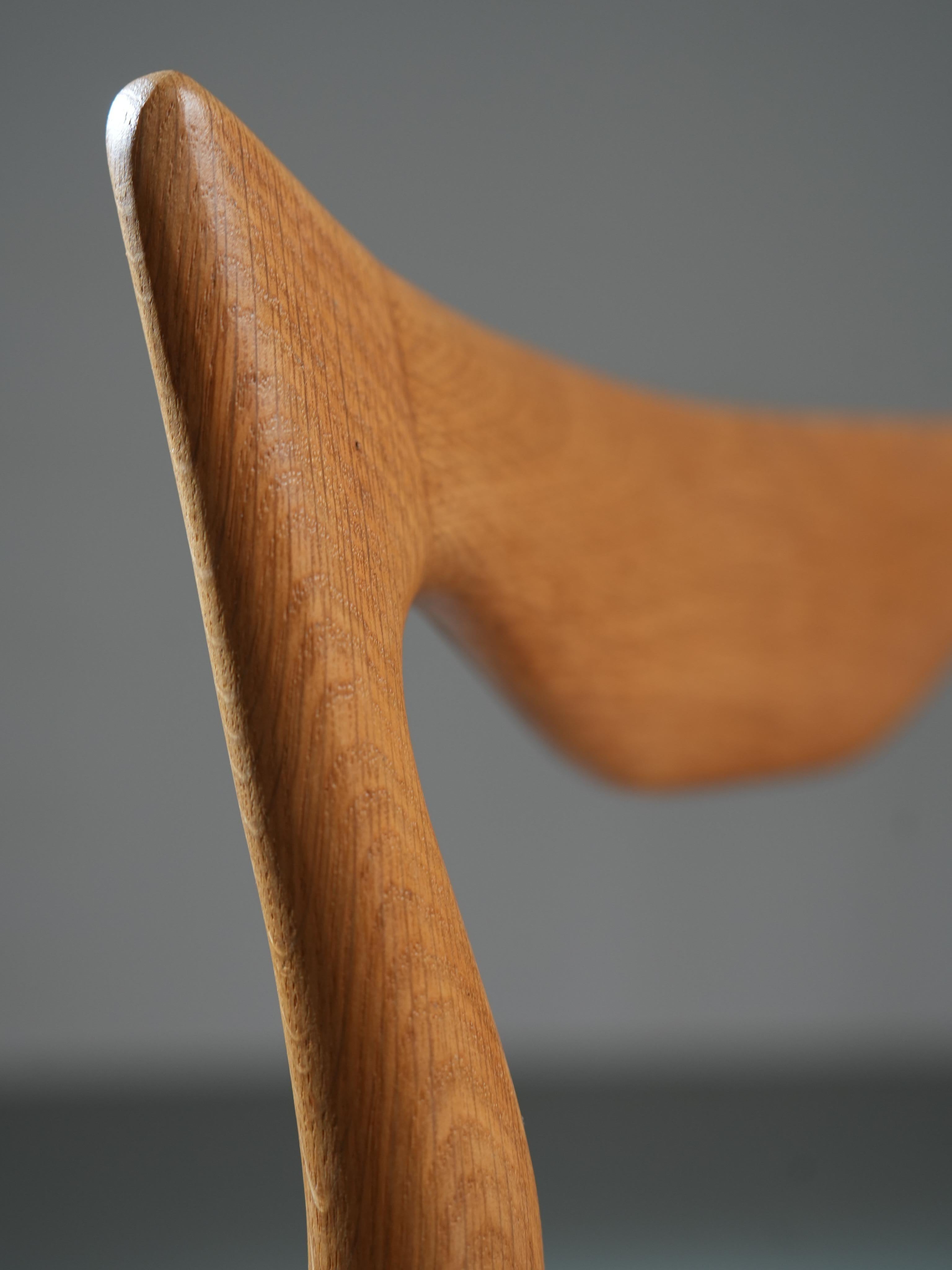 Set of 6 Guillerme et Chambron Dining Chairs in Oak, France, 1960's For Sale 5