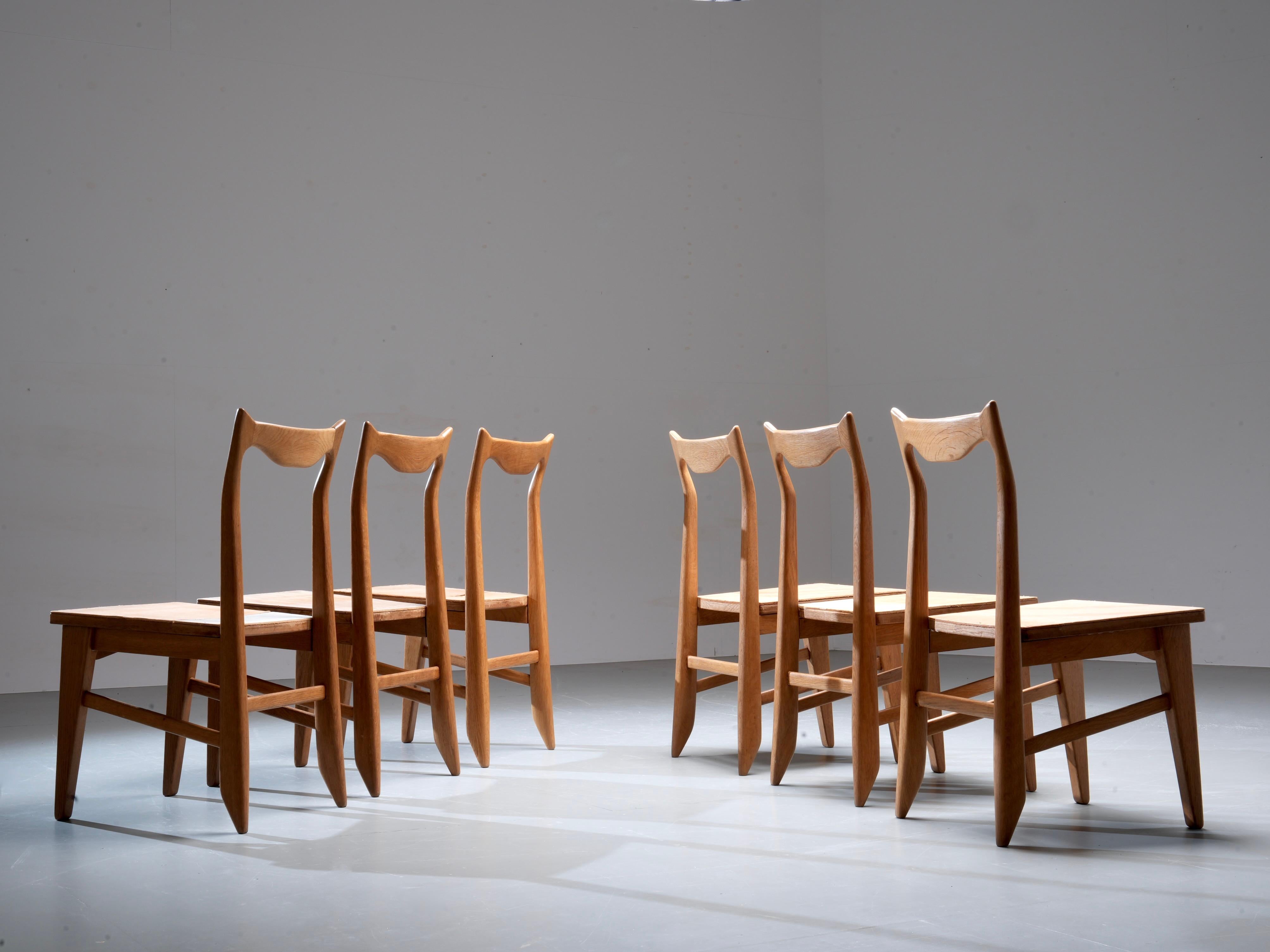 Mid-20th Century Set of 6 Guillerme et Chambron Dining Chairs in Oak, France, 1960's For Sale