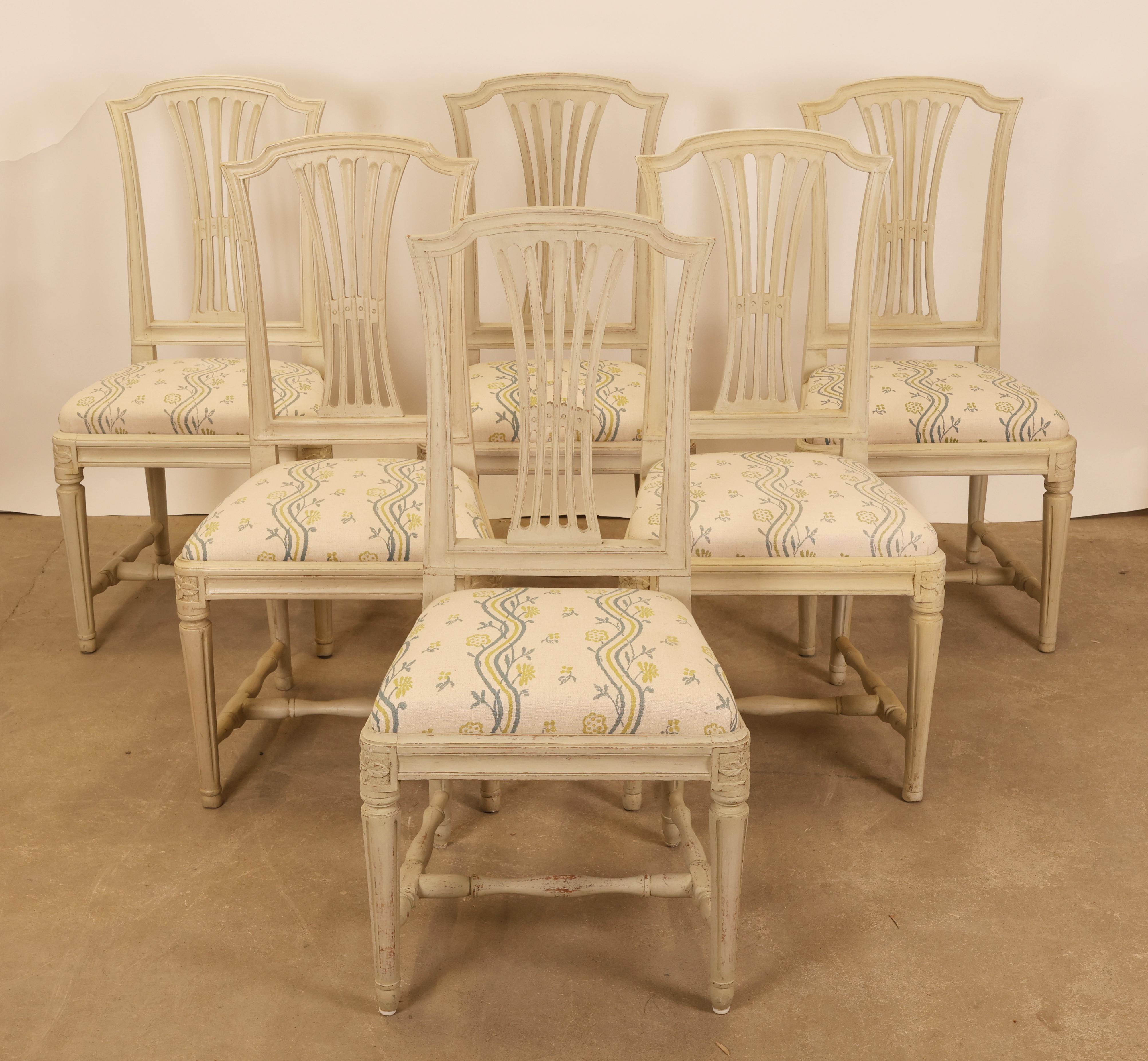 Wood Set of 6 Gustavian Chairs, 18th Century For Sale