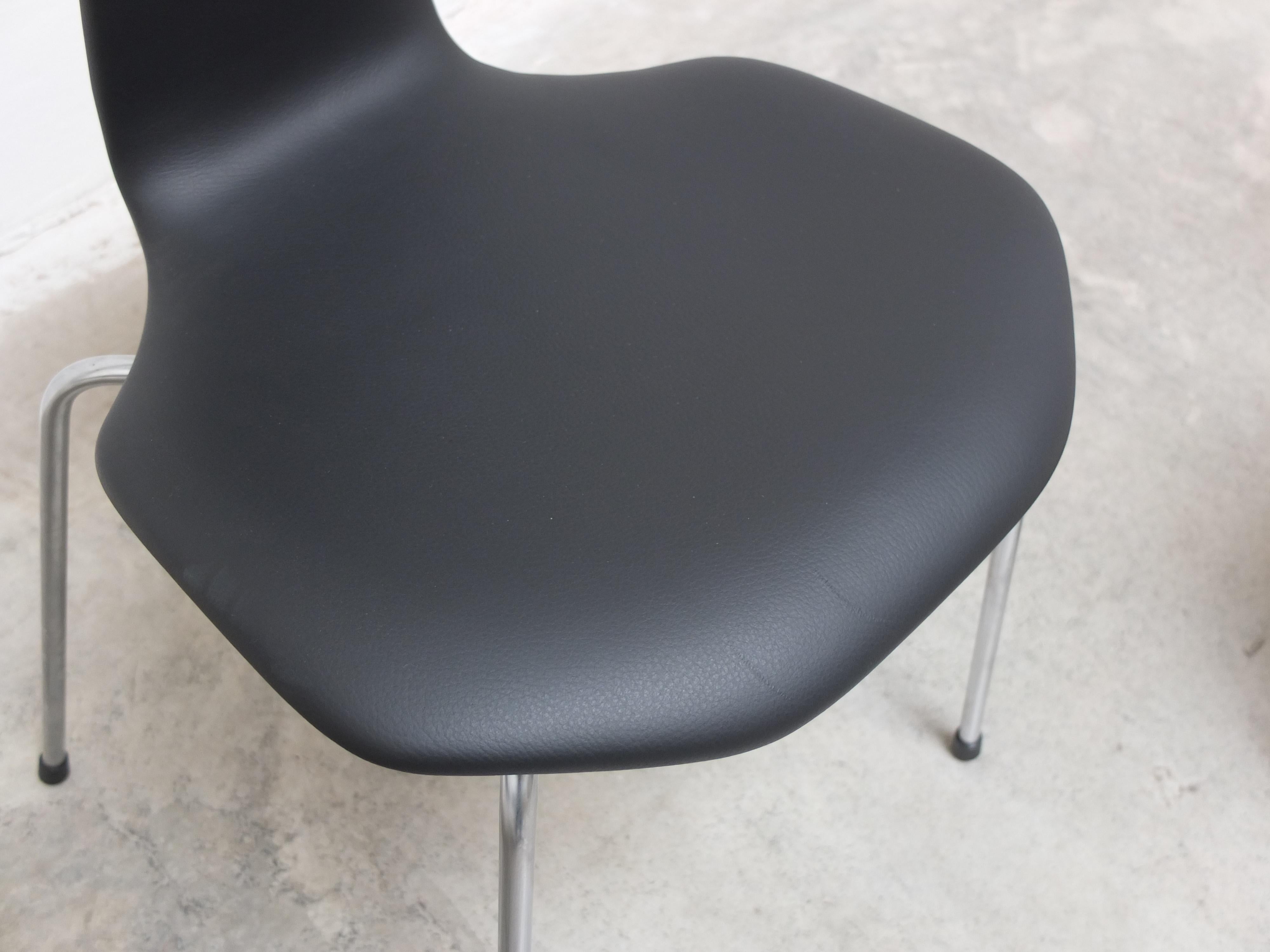 Set of 6 'Hammer' Chairs in Leather by Arne Jacobsen for Fritz Hansen, 1967 5