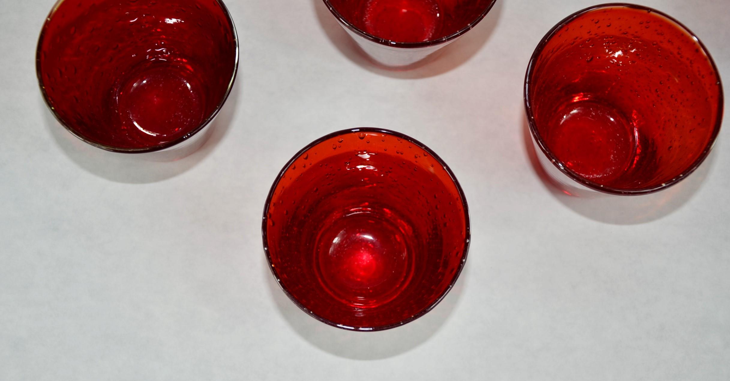 20th Century Set of 6 Hand Blown Murano Red Cased Bubble Controlled Cocktail Drinks Glasses