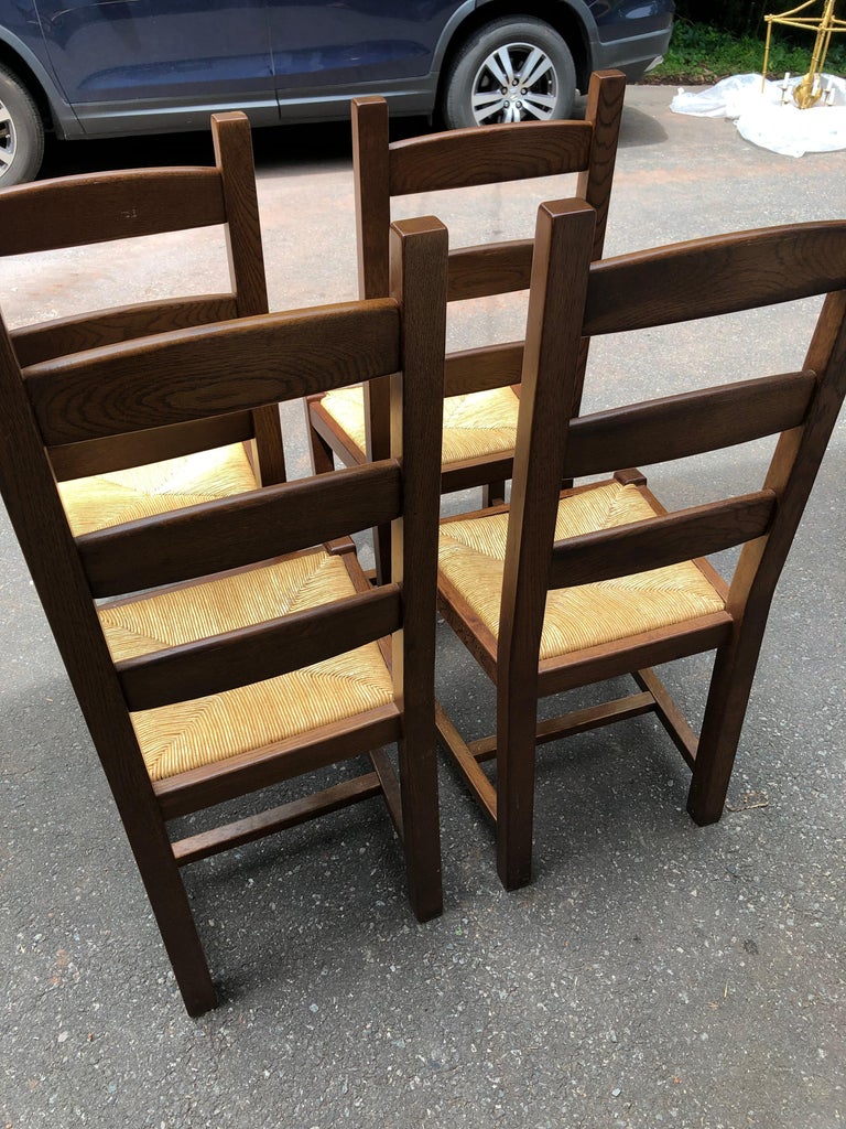 Set of 6 Hand made Italian Ladder Back Dining Chairs with Rush Seats In Good Condition For Sale In Hopewell, NJ