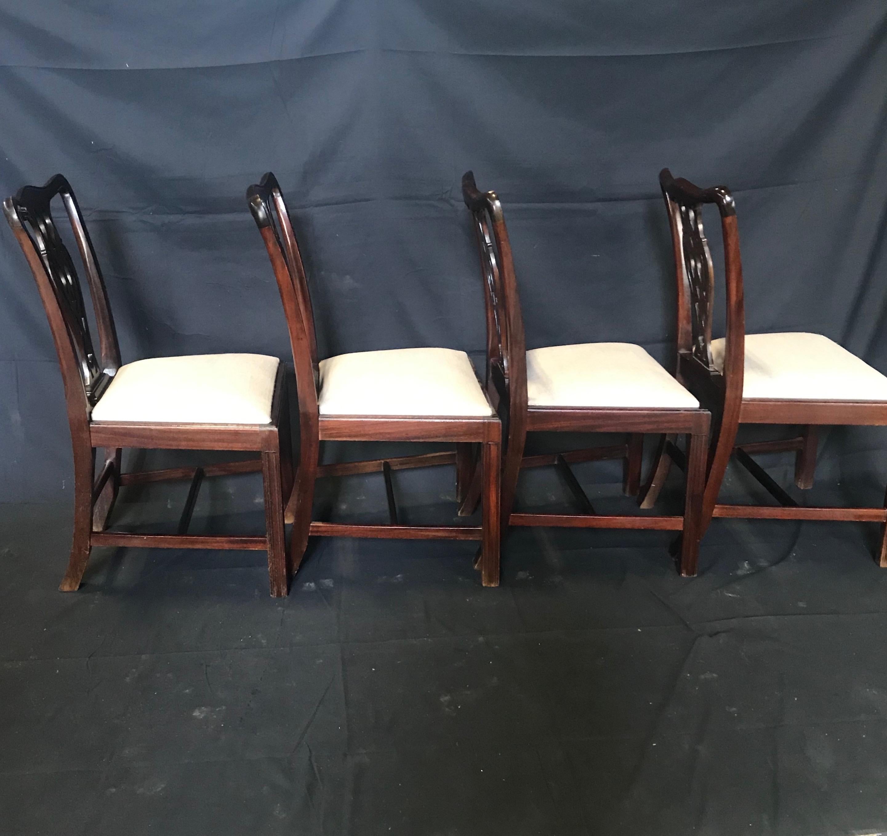 Set of 6 Handsome Fine English Chippendale Style Dining Chairs 3