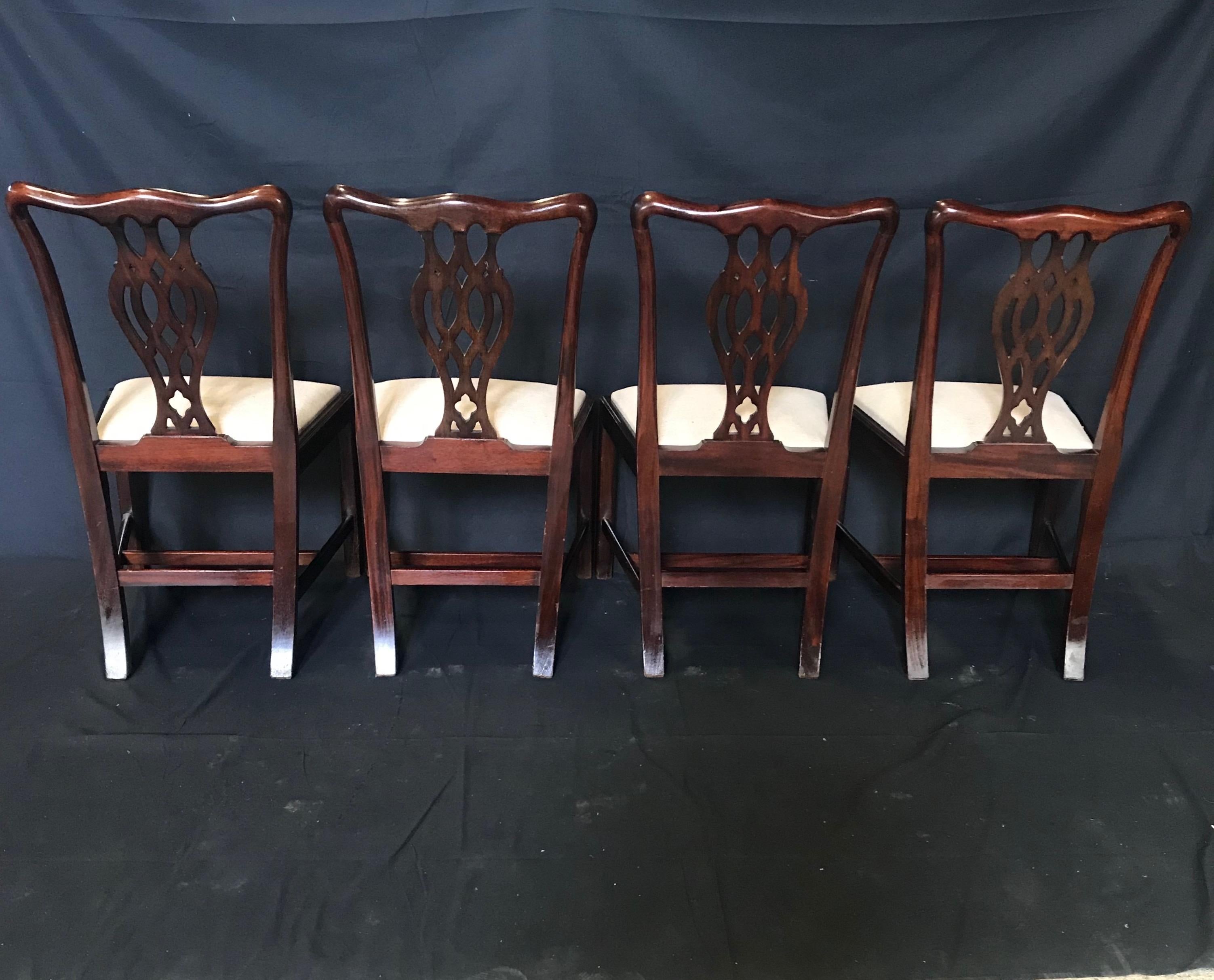 Set of 6 Handsome Fine English Chippendale Style Dining Chairs 9