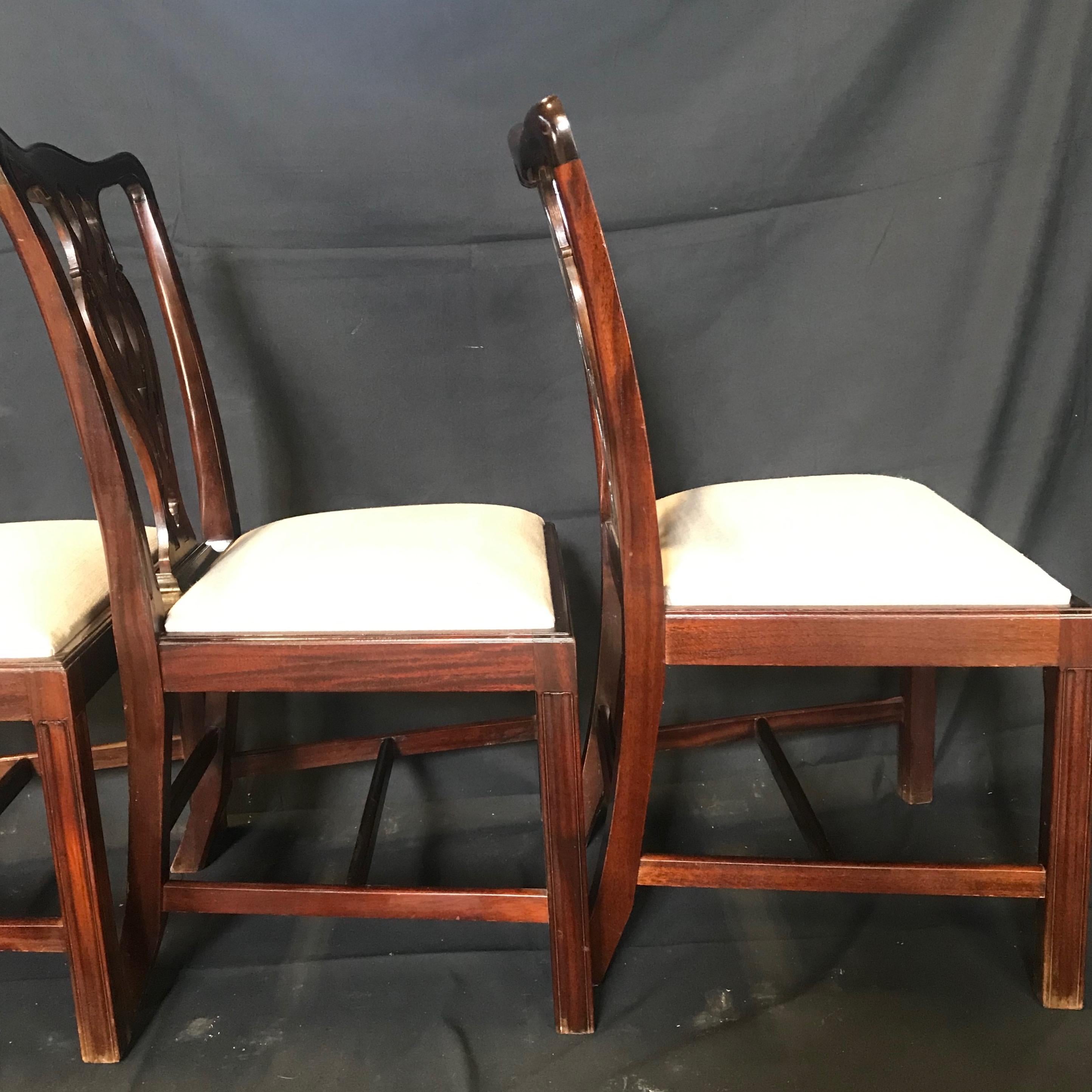 Set of 6 Handsome Fine English Chippendale Style Dining Chairs 2