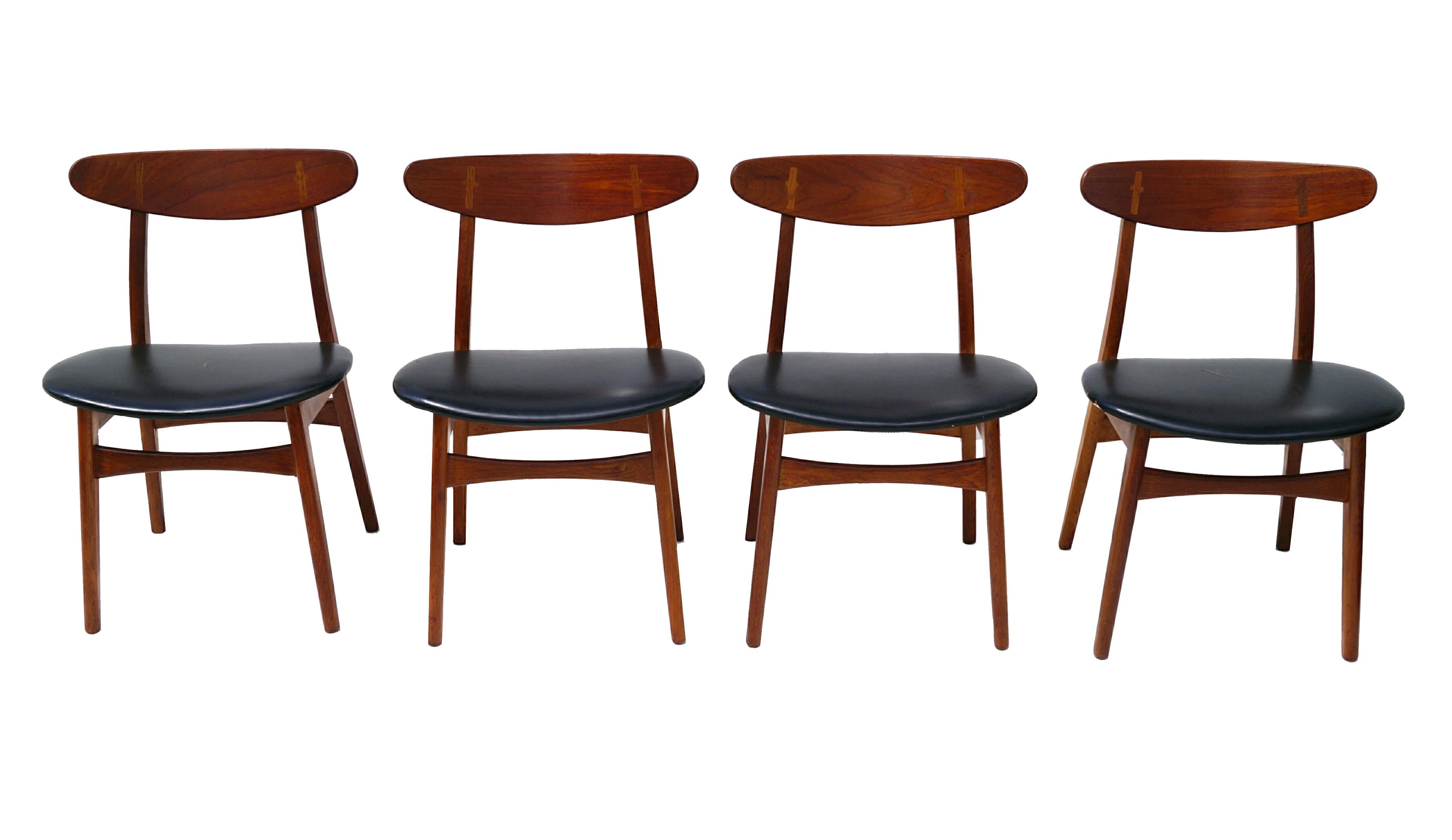 Set of 6 Hans J. Wegner dining chairs model CH 30 For Carl Hansen & Son. Sold by Jensen Inc.