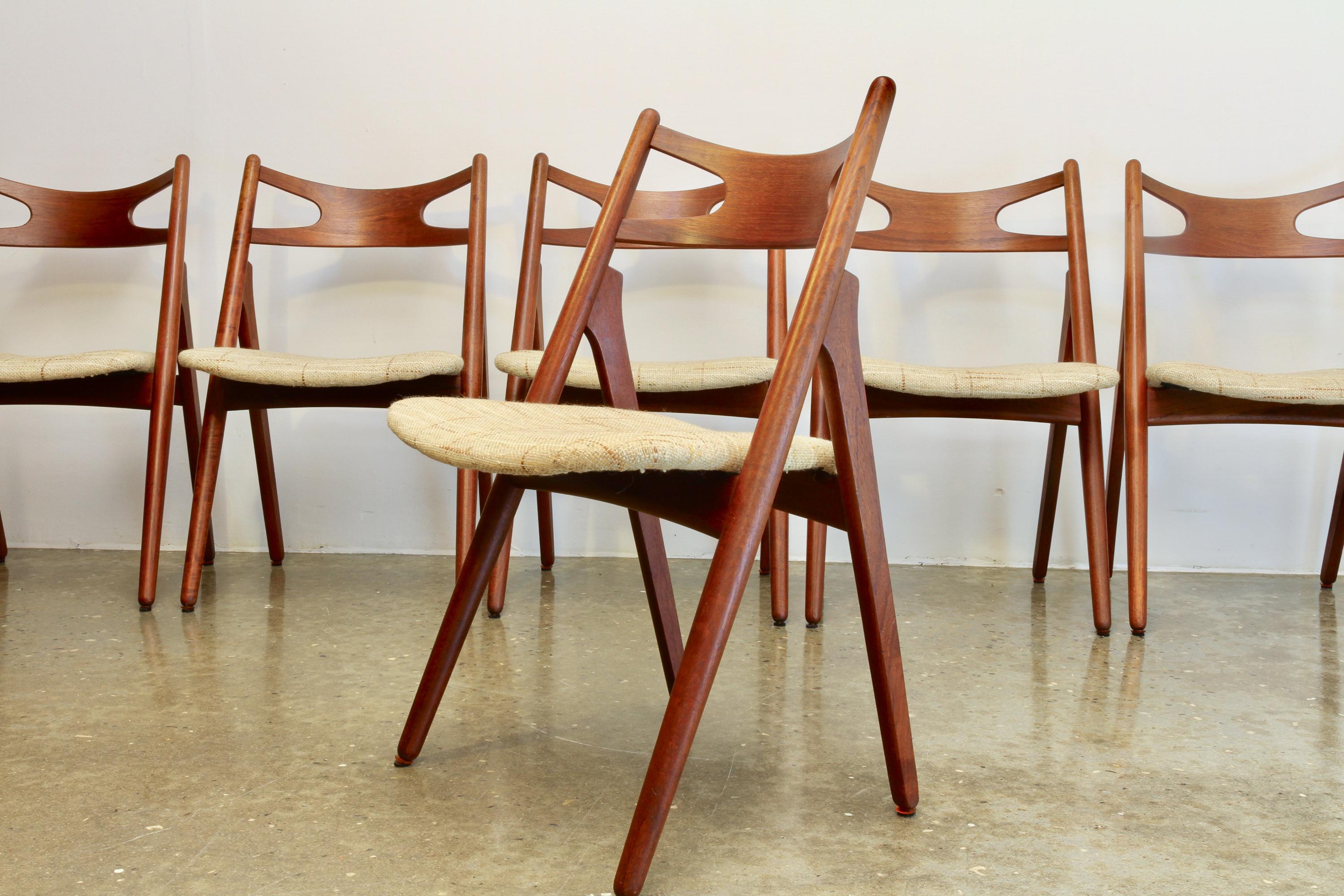 Danish Set of 6 Hans J. Wegner Sawbuck Chair CH 29 in Teak for Carl Hansen, 1960s