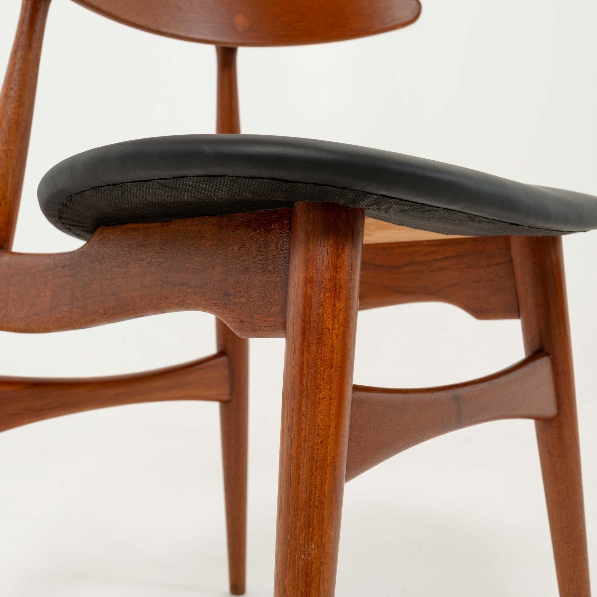 Set of 6 Hans Wegner for Carl Hansen & Son CH33 Chairs in Teak and Black Leather 13