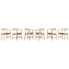 Ensemble de 6 chaises PP203 de Hans Wegner en chêne et cuir noir pour PP Mbler