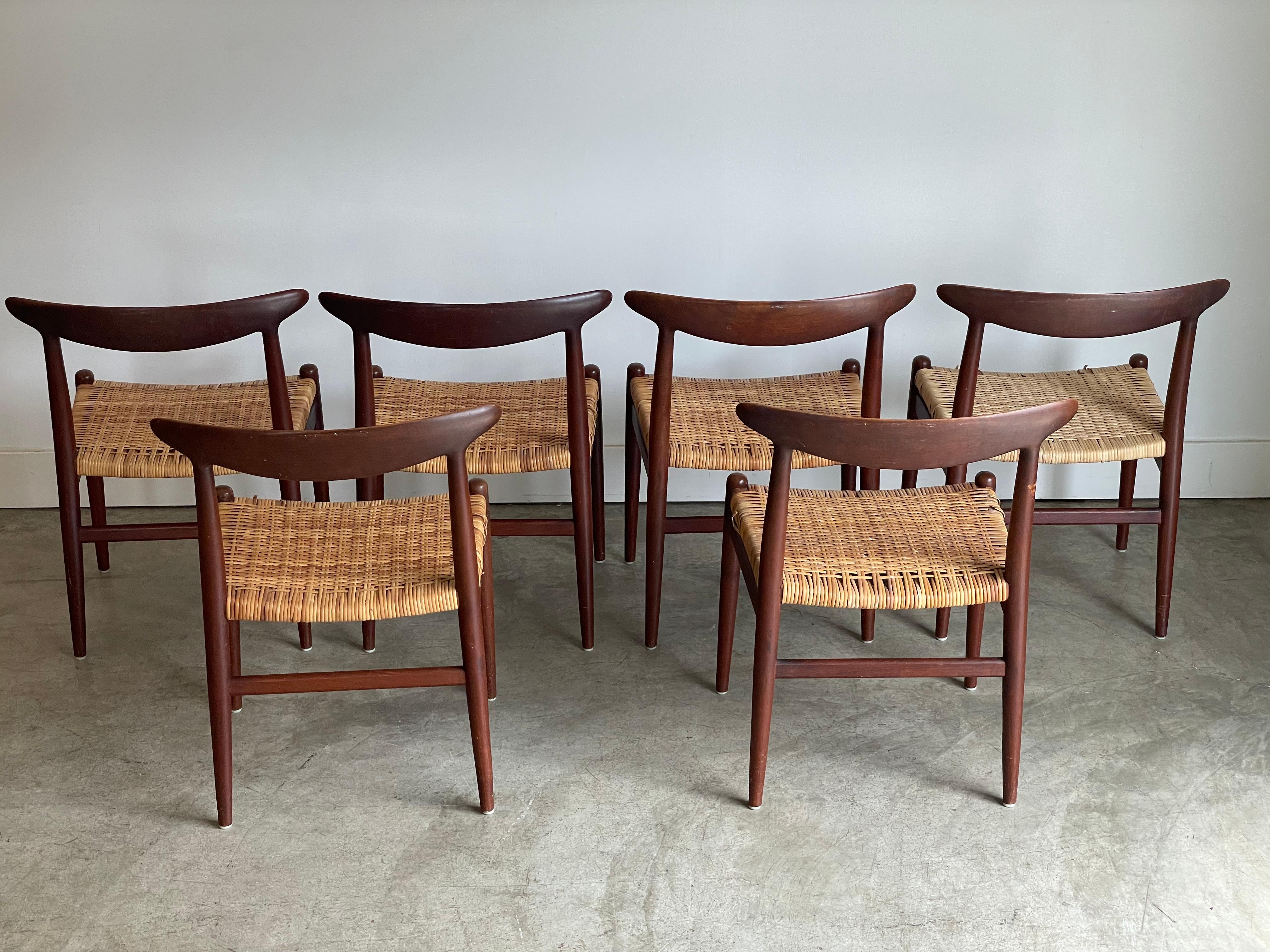 Set of 6 Hans Wegner W2 Dining Chairs For Sale 2