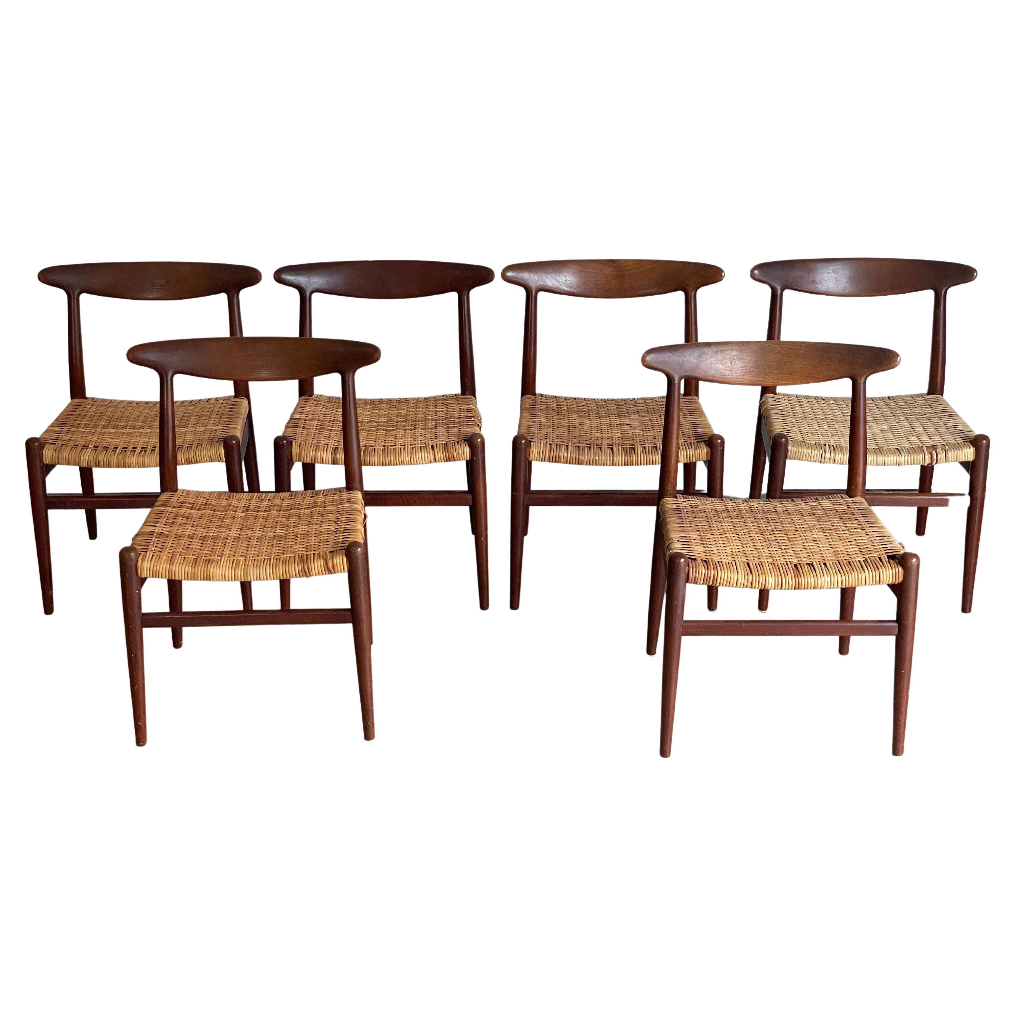 Set of 6 Hans Wegner W2 Dining Chairs For Sale