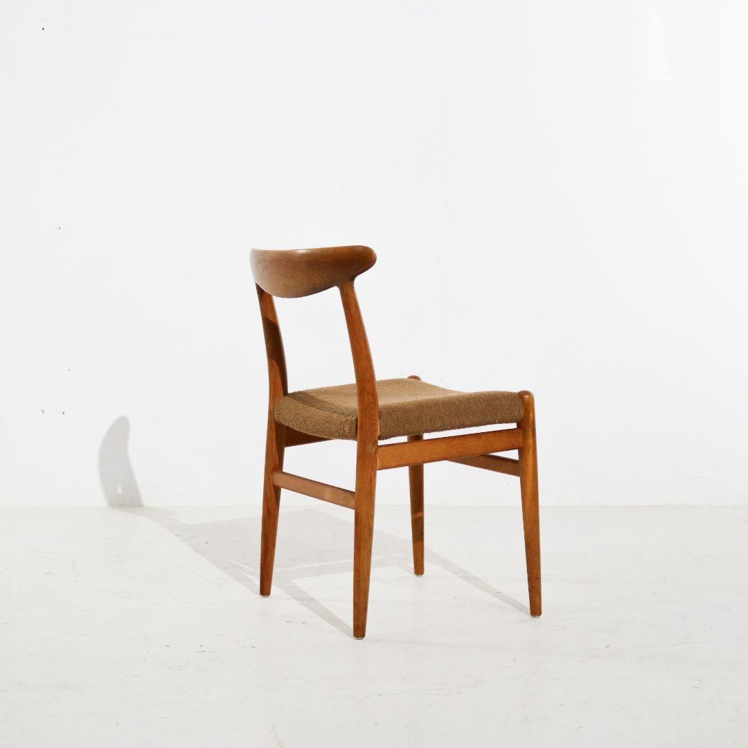 Danish Set of 6 Hans Wegner 'W2' Dining Chairs Oak