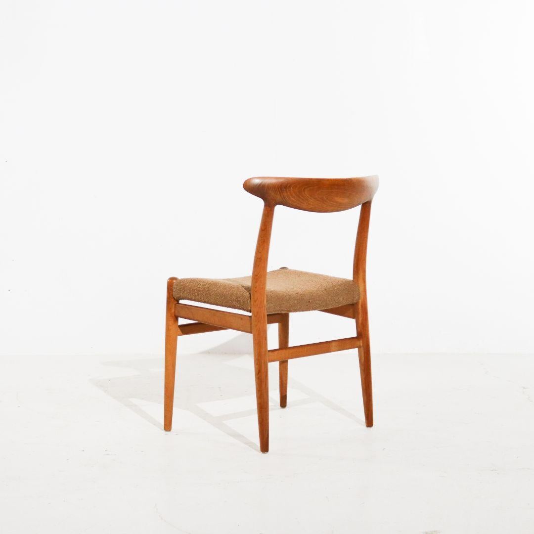 Mid-20th Century Set of 6 Hans Wegner 'W2' Dining Chairs Oak