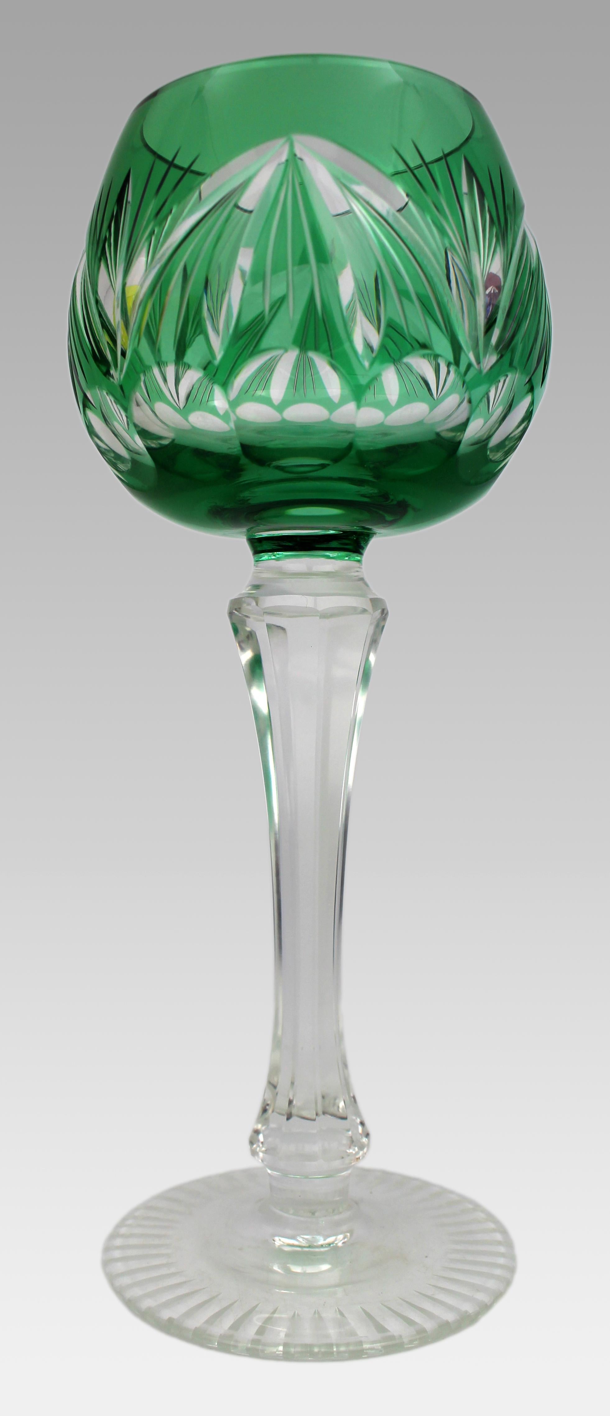 Lot de 6 gobelets à vin Harlequin Bohemian en cristal taillé transparent en vente 1