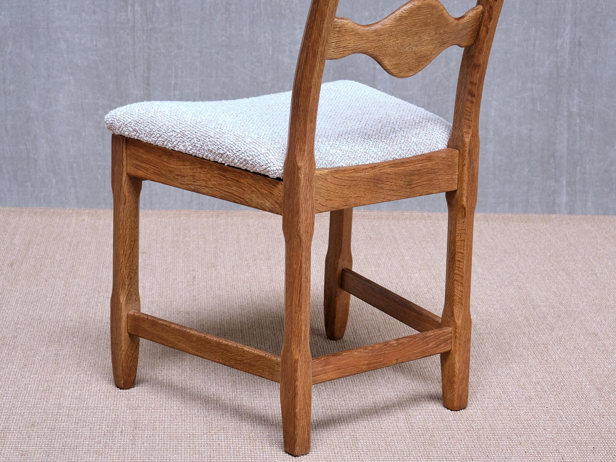 Set di 6 sedie da pranzo Henning Kjærnulf, Oak e Rubelli Bouclé, Danimarca, anni '60 in vendita 7