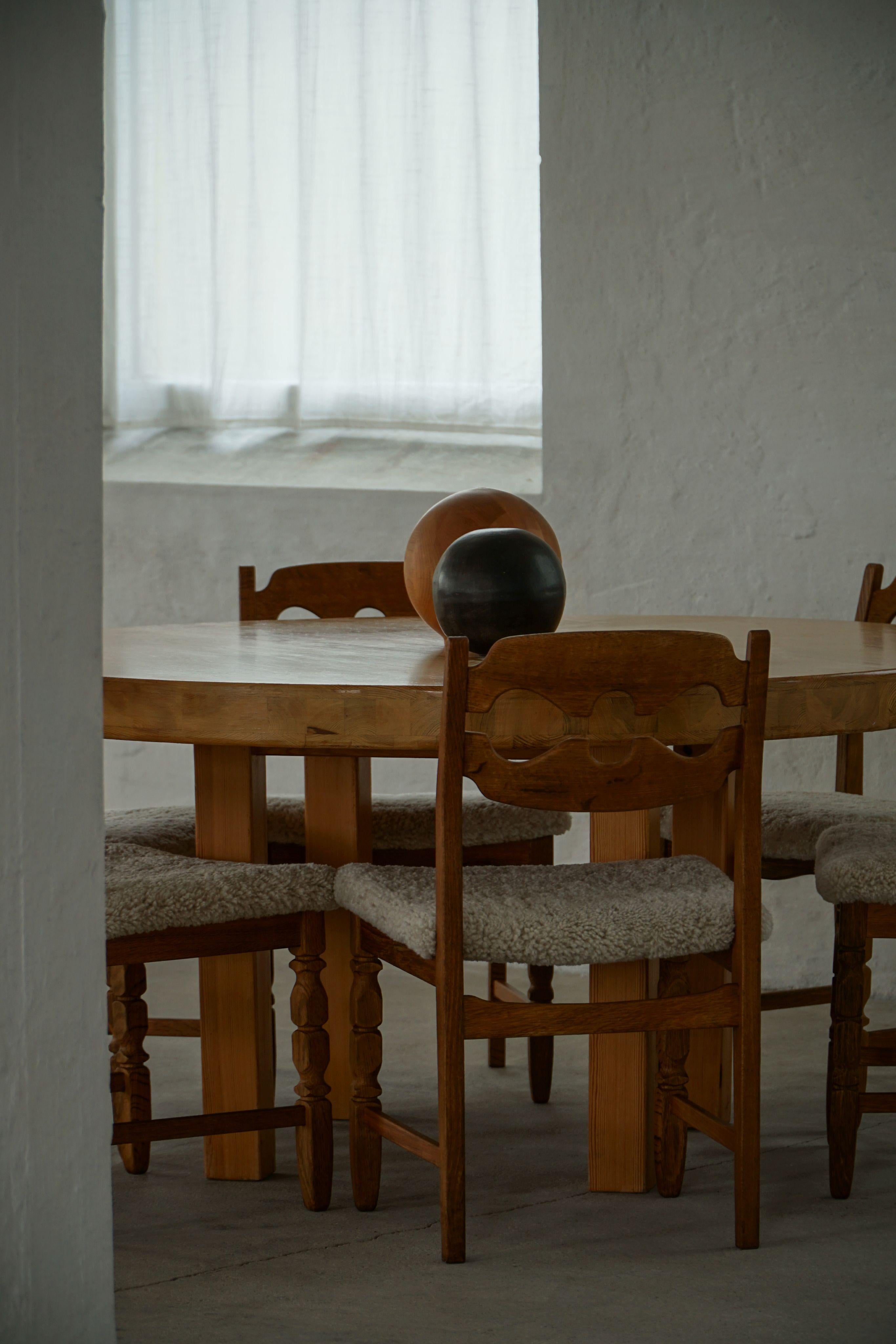 Set of 6 Henning Kjærnulf “Razorblade” Dining Chairs in Oak & Lambswool, 1960s For Sale 1